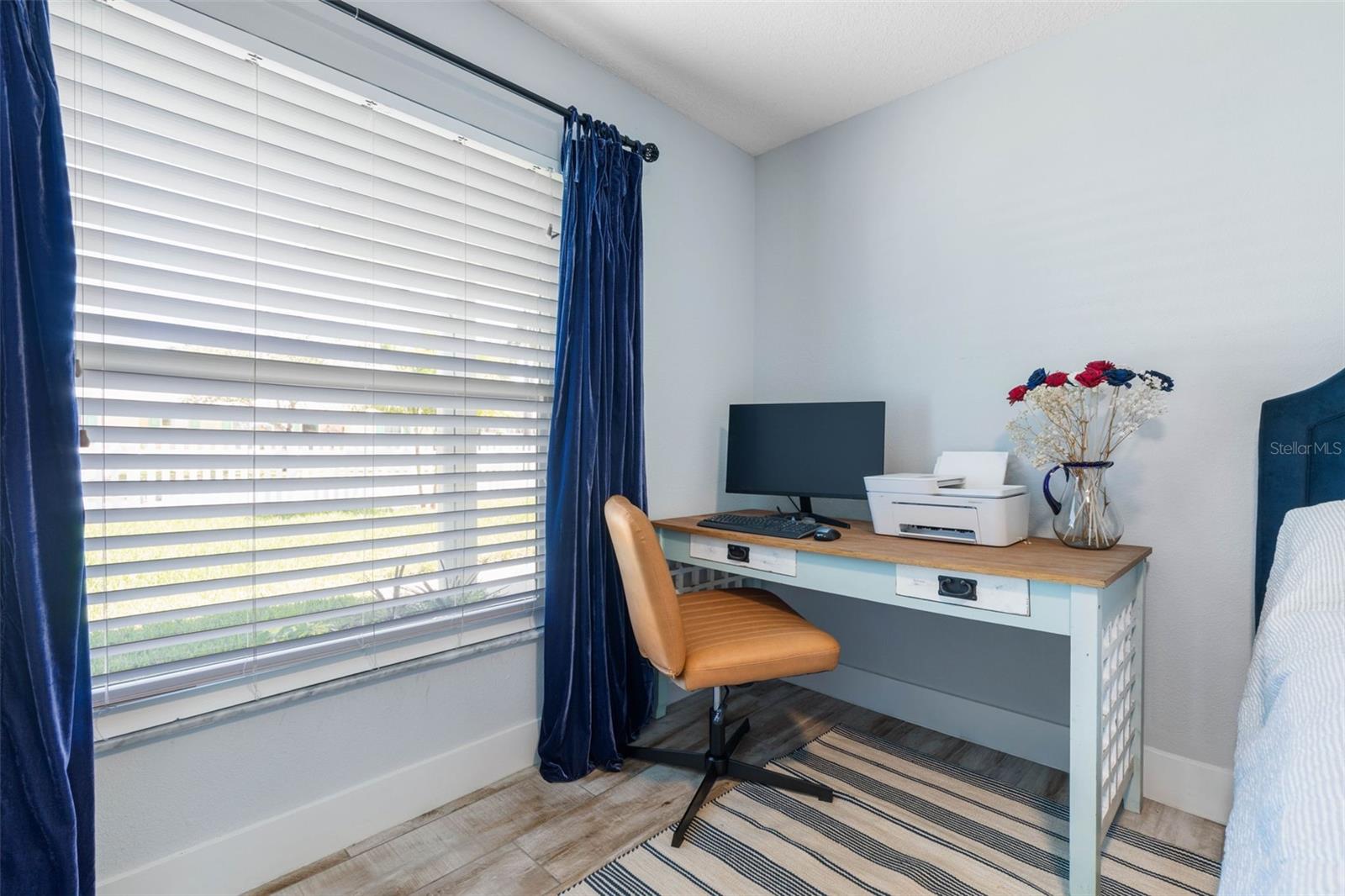 Image 30 of 77 For 123 Avalon Avenue