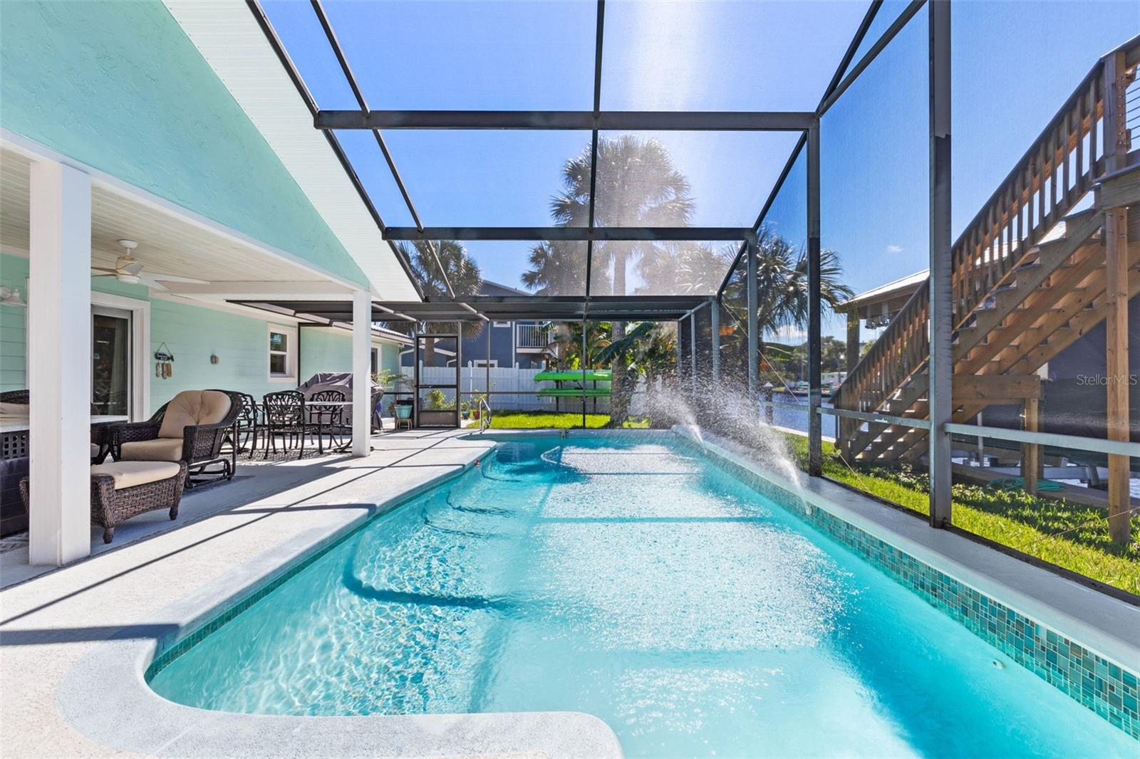 Image 37 of 77 For 123 Avalon Avenue