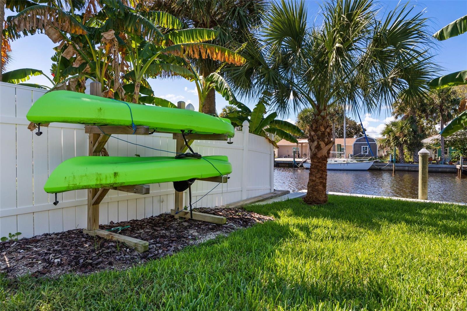 Image 43 of 77 For 123 Avalon Avenue