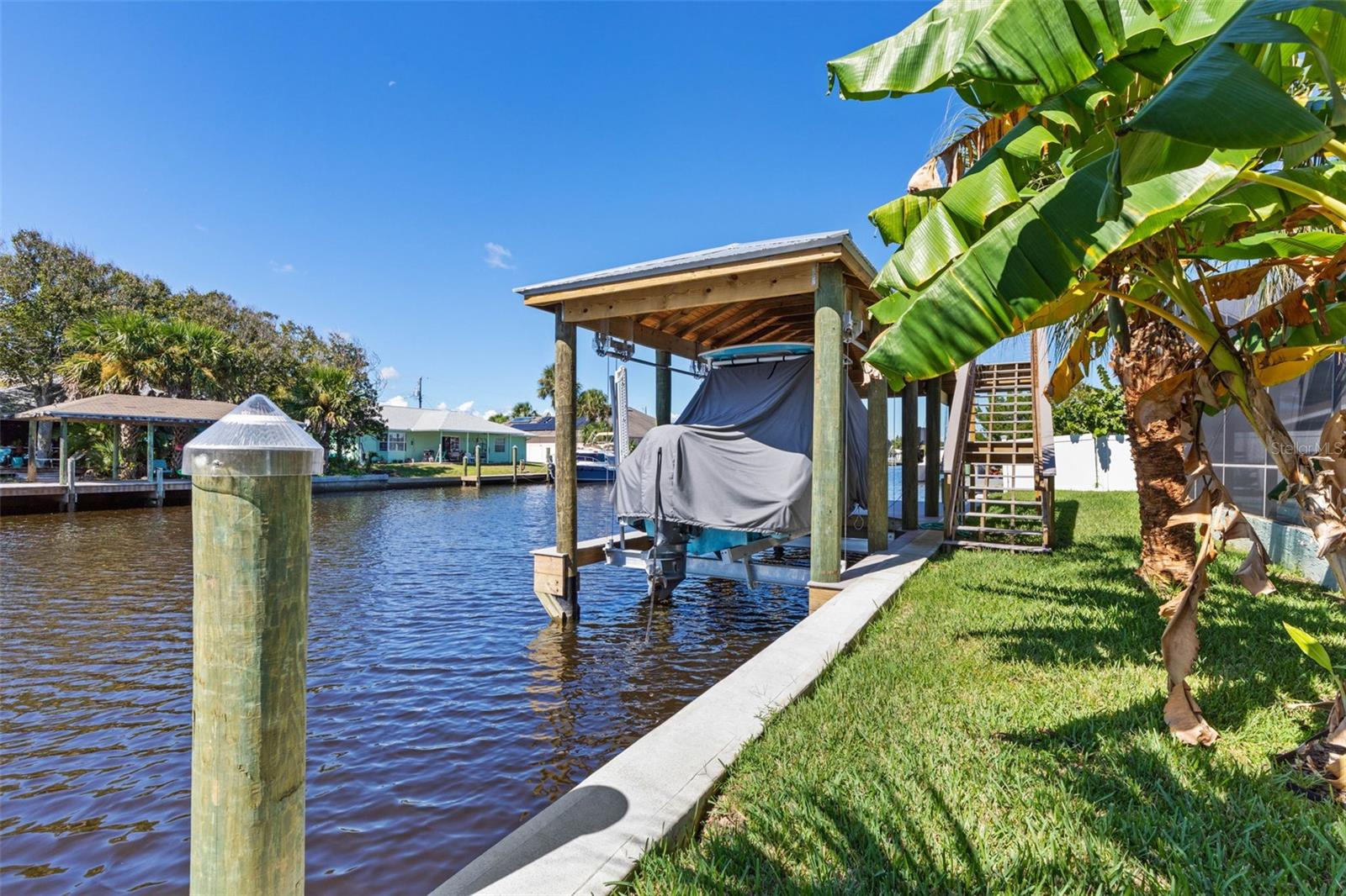 Image 45 of 77 For 123 Avalon Avenue