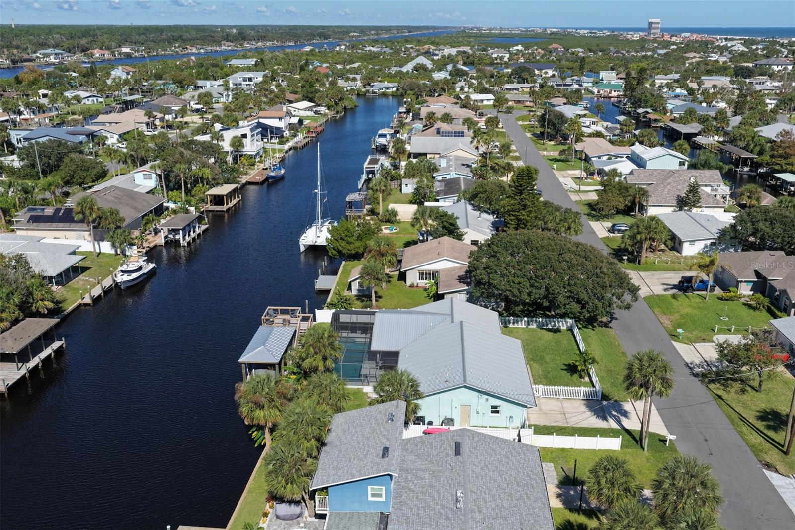 Image 67 of 77 For 123 Avalon Avenue