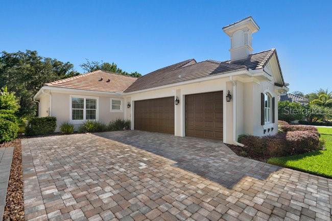 Image 2 of 58 For 54 New Water Oak Drive