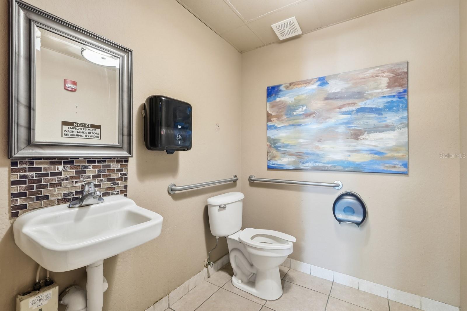 Image 10 of 51 For 160 Cypress Point Parkway D101