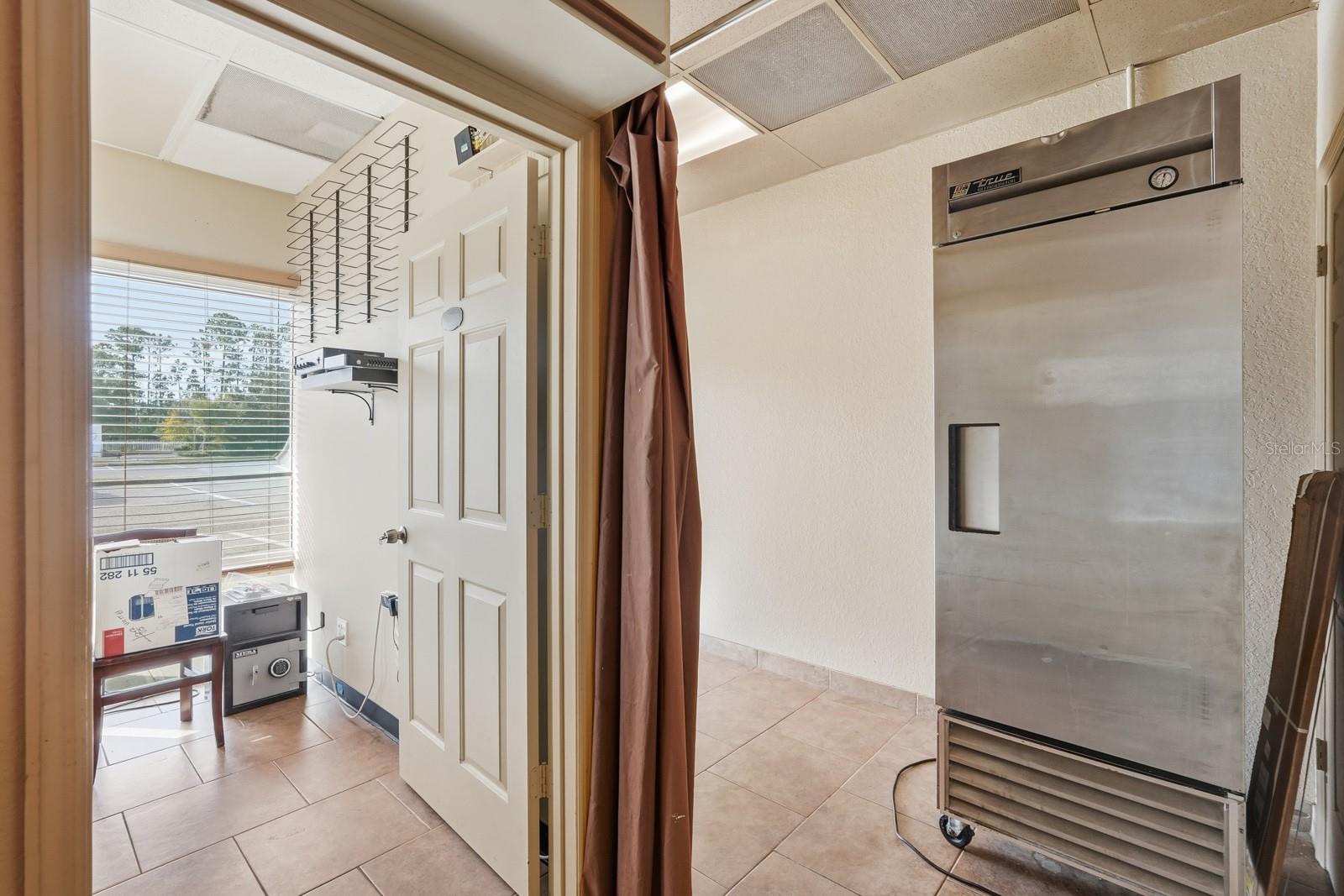 Image 17 of 51 For 160 Cypress Point Parkway D101