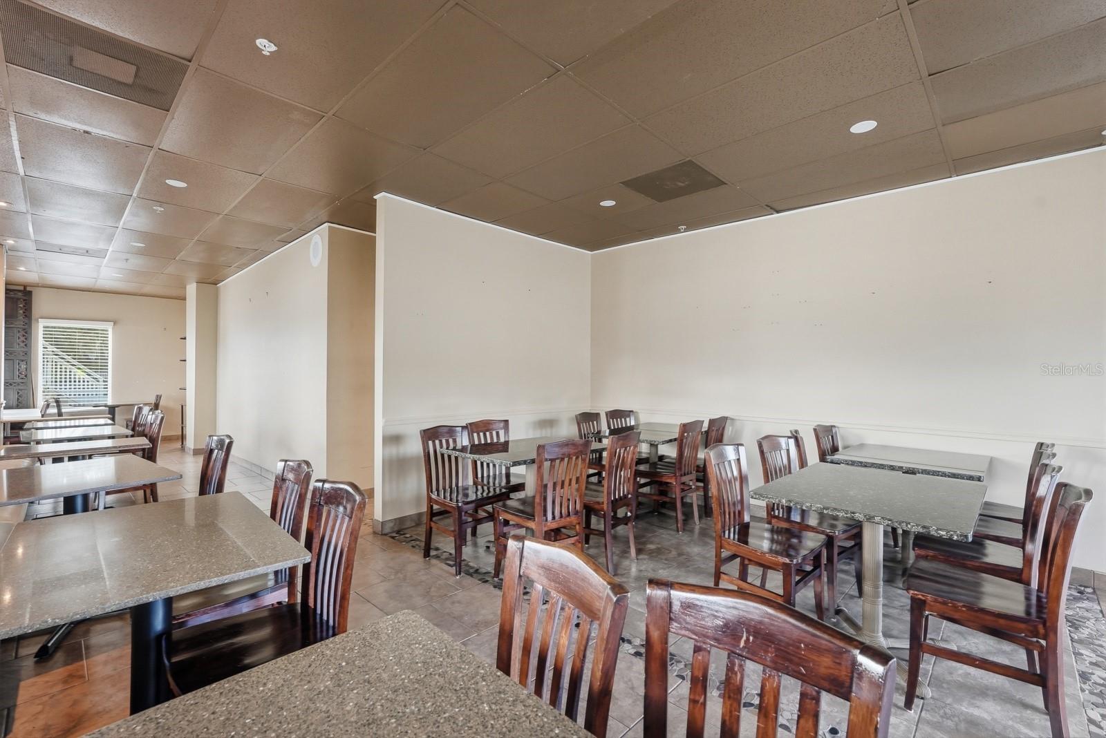 Image 6 of 51 For 160 Cypress Point Parkway D101