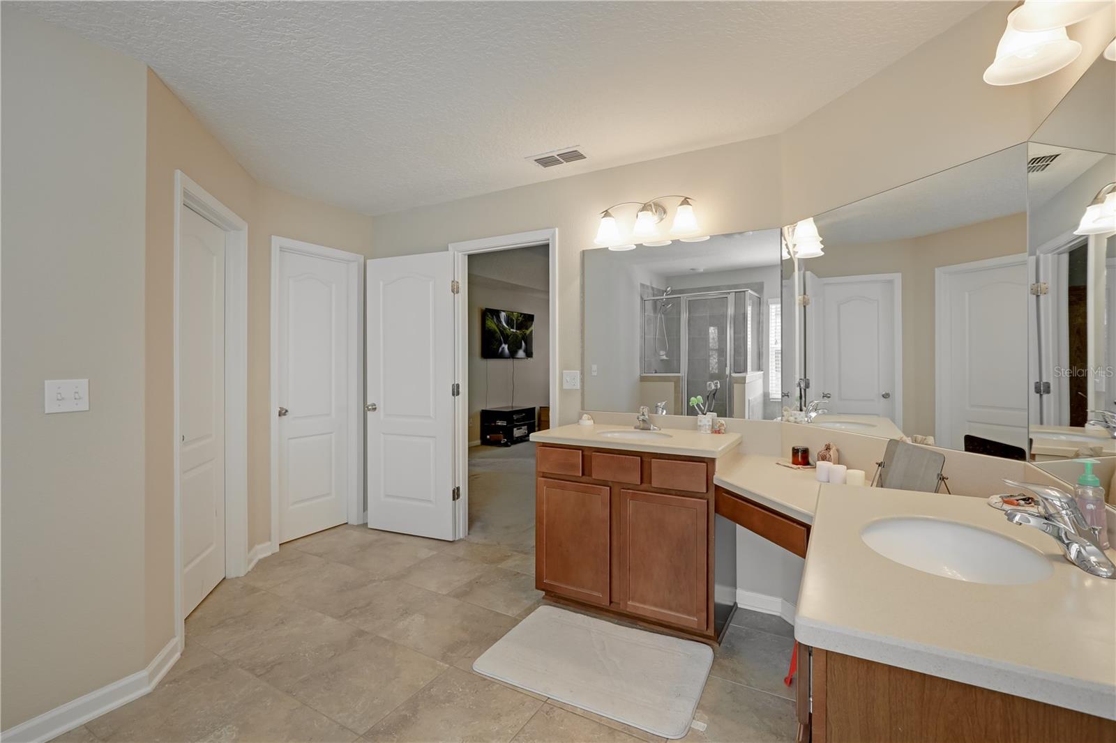 Image 31 of 40 For 3520 Oglebay Drive