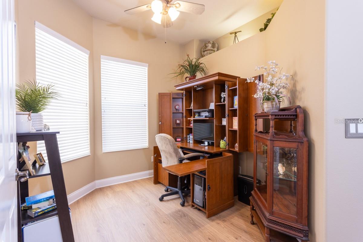 Image 30 of 71 For 65 Riverwalk Drive