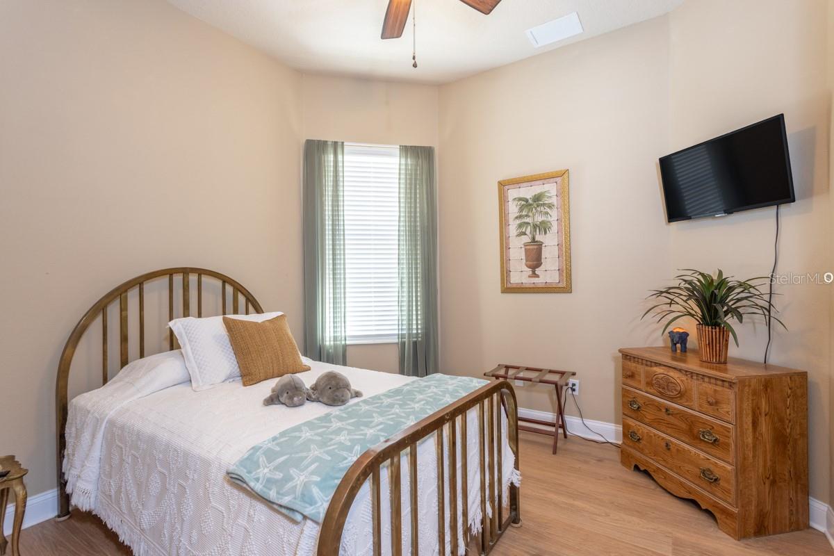 Image 32 of 71 For 65 Riverwalk Drive