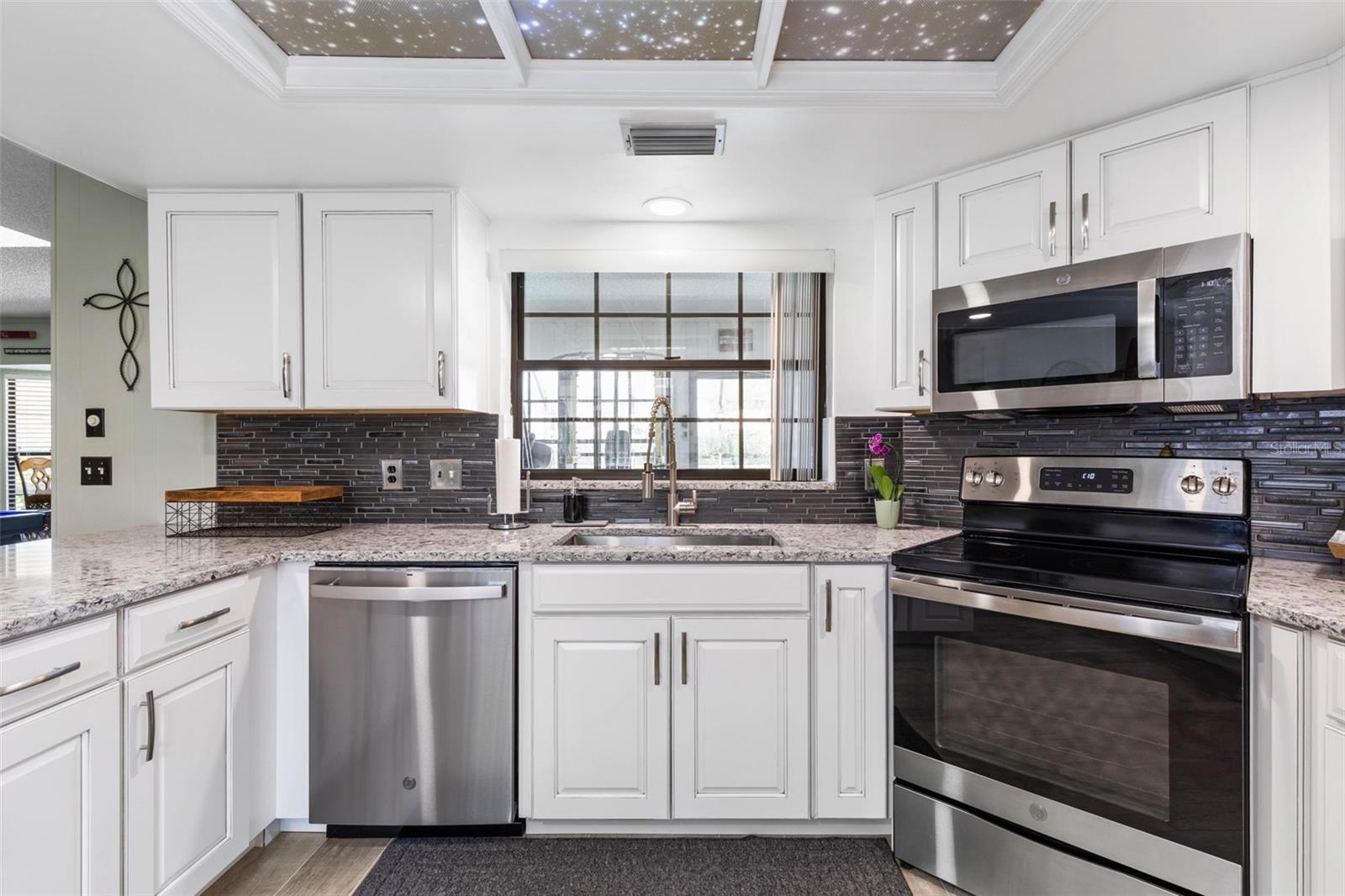 Image 11 of 67 For 1 Flametree Court