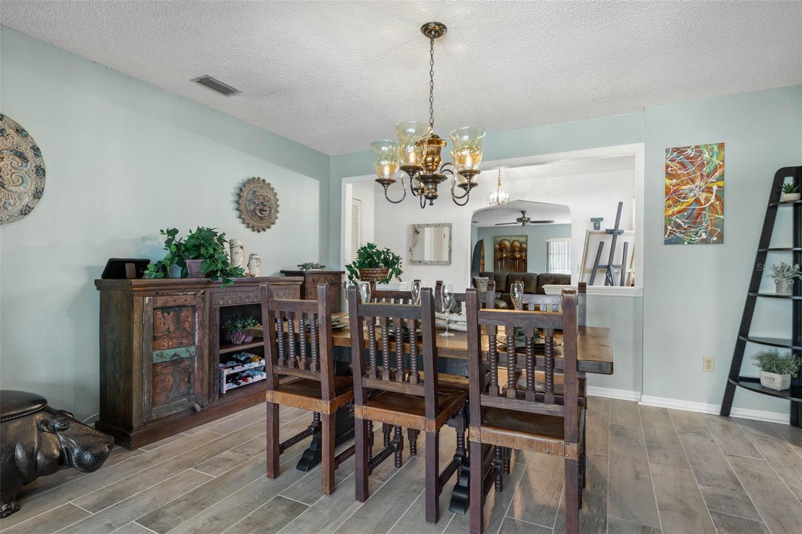 Image 14 of 67 For 1 Flametree Court