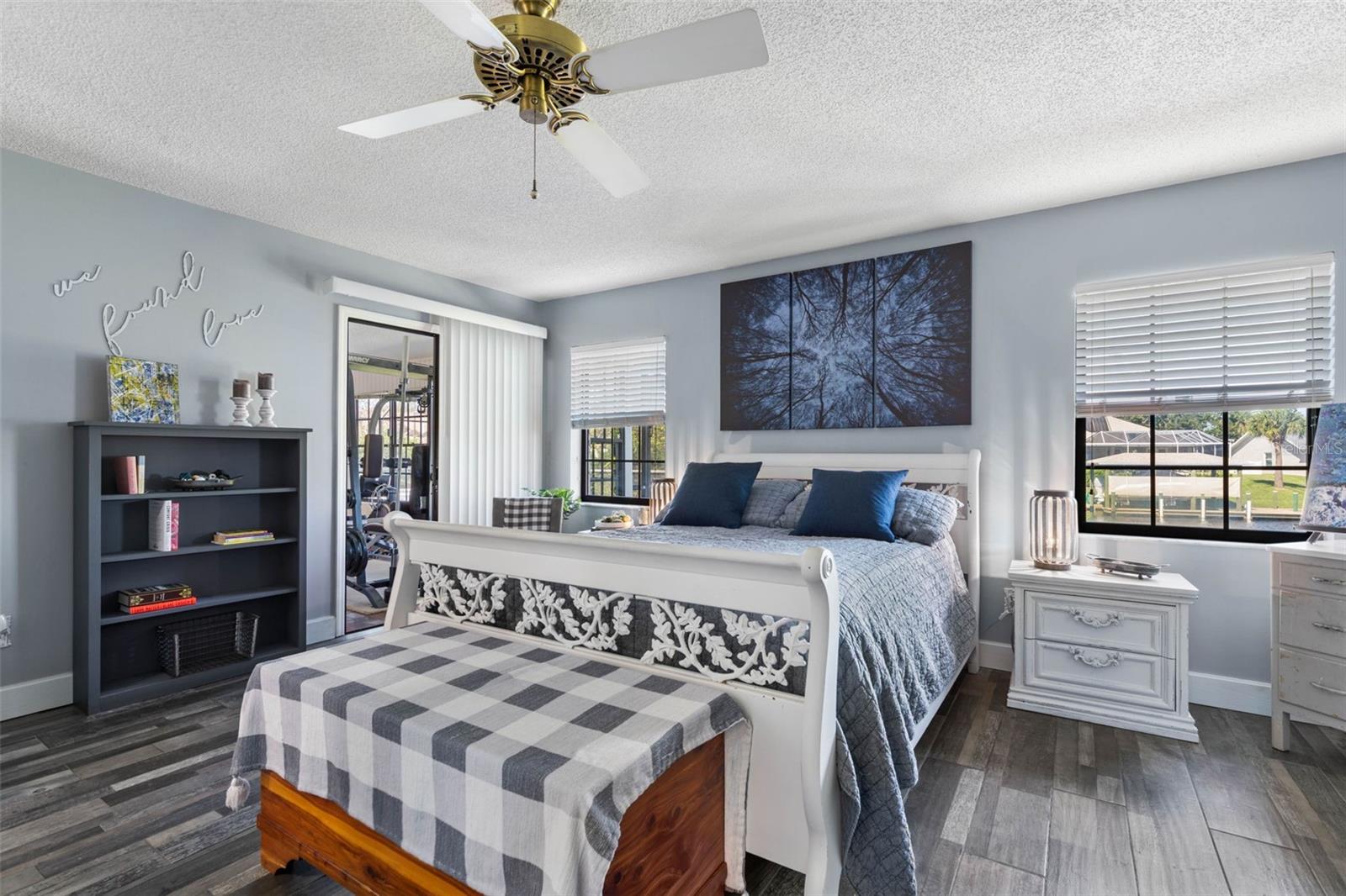 Image 22 of 67 For 1 Flametree Court