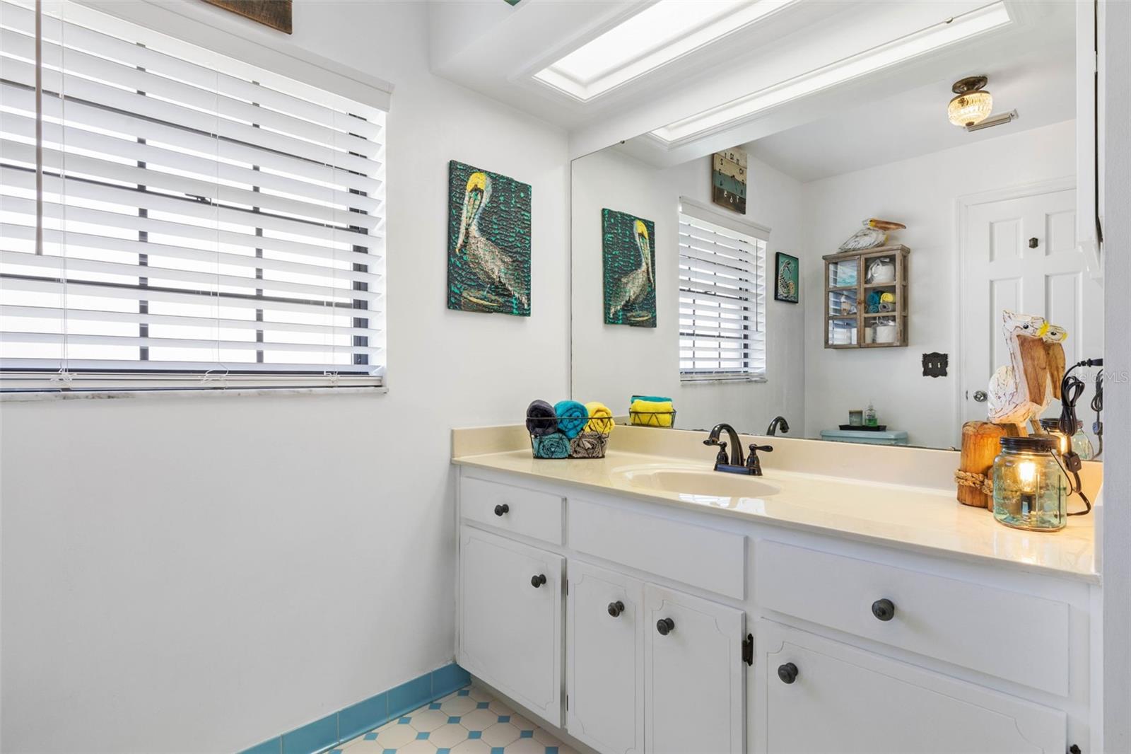 Image 25 of 67 For 1 Flametree Court