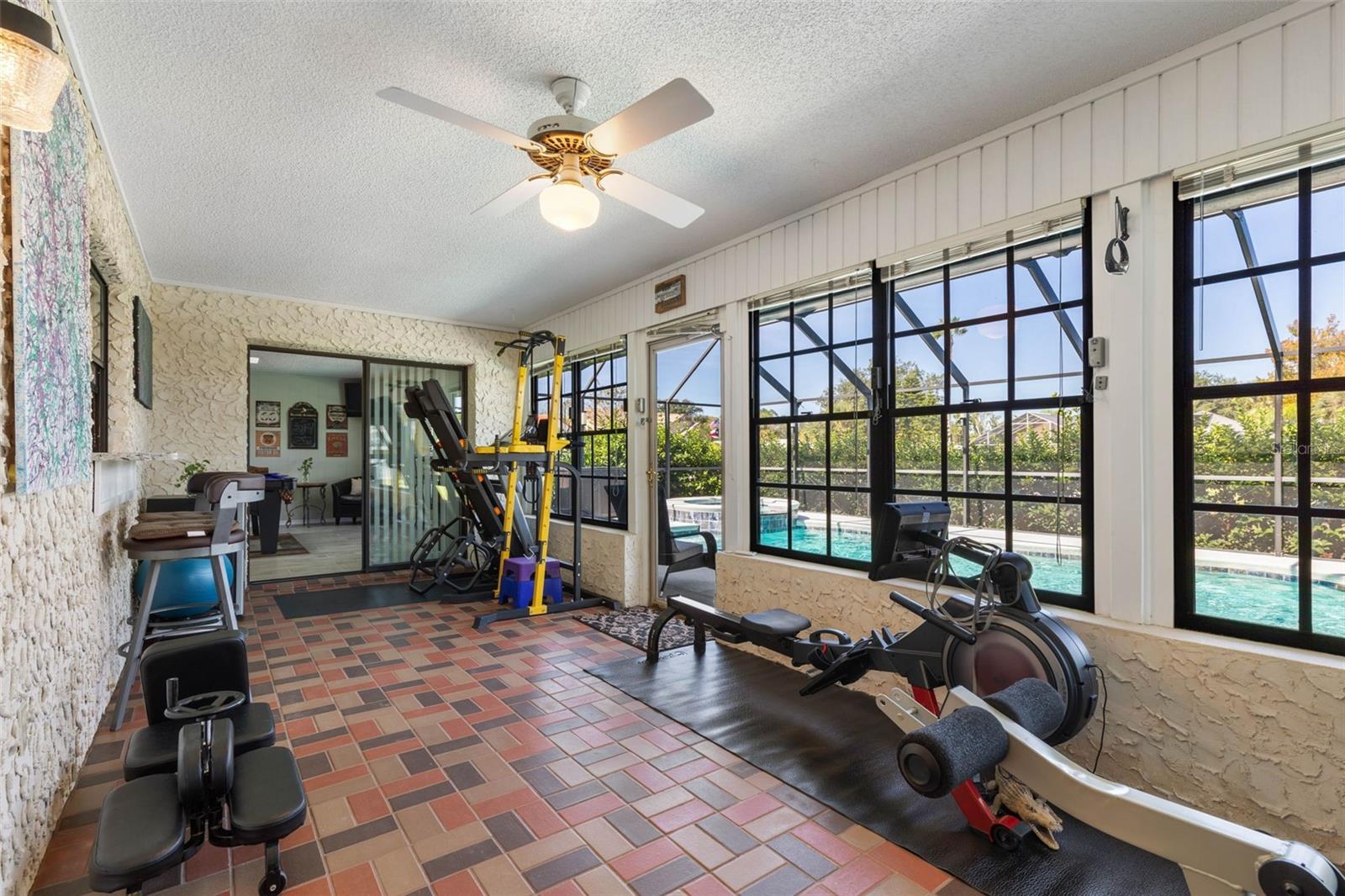 Image 34 of 67 For 1 Flametree Court