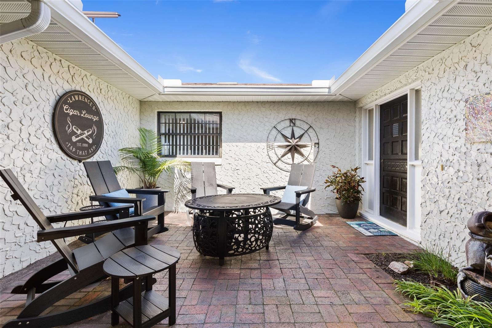 Image 4 of 67 For 1 Flametree Court