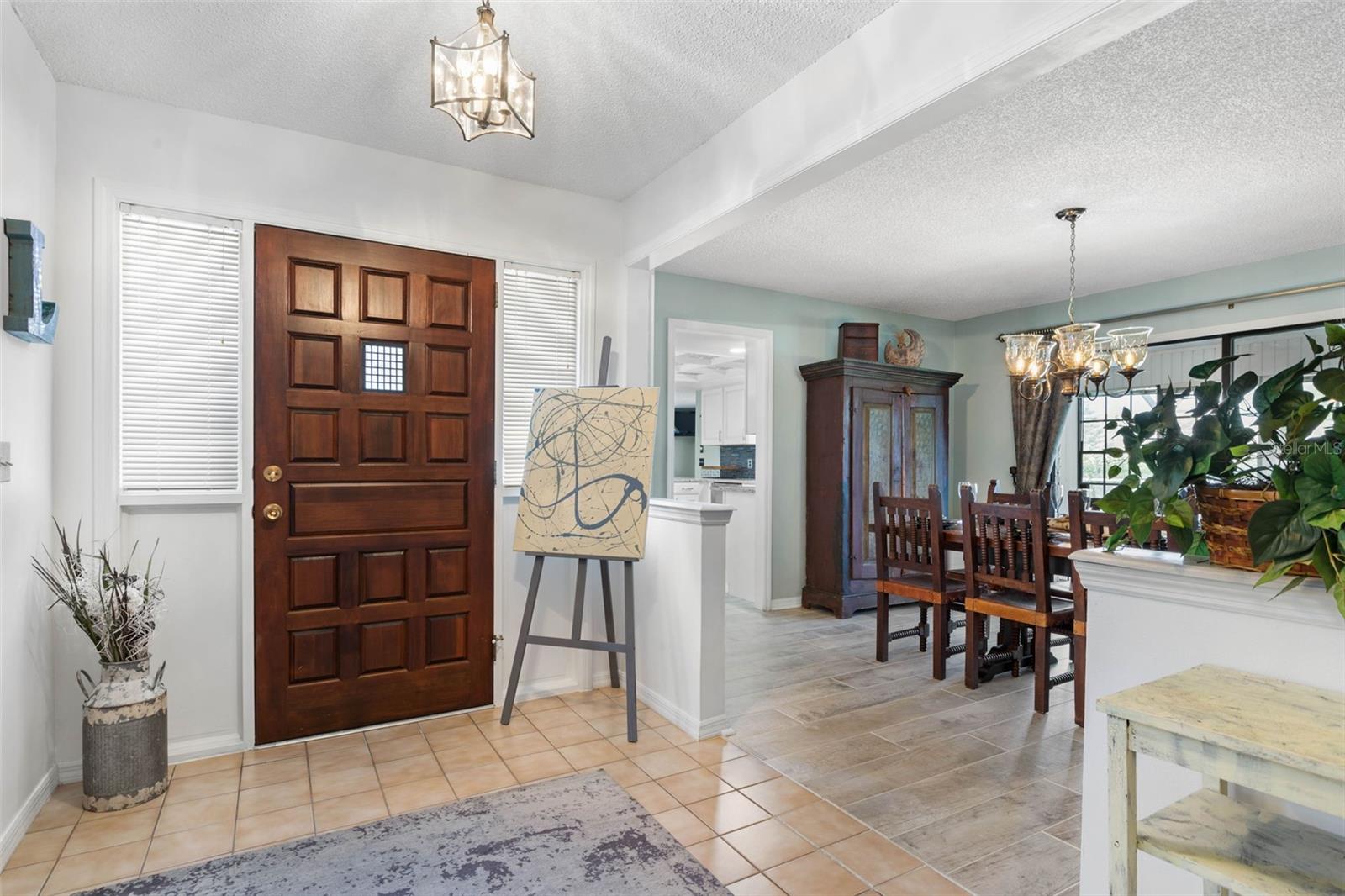 Image 6 of 67 For 1 Flametree Court