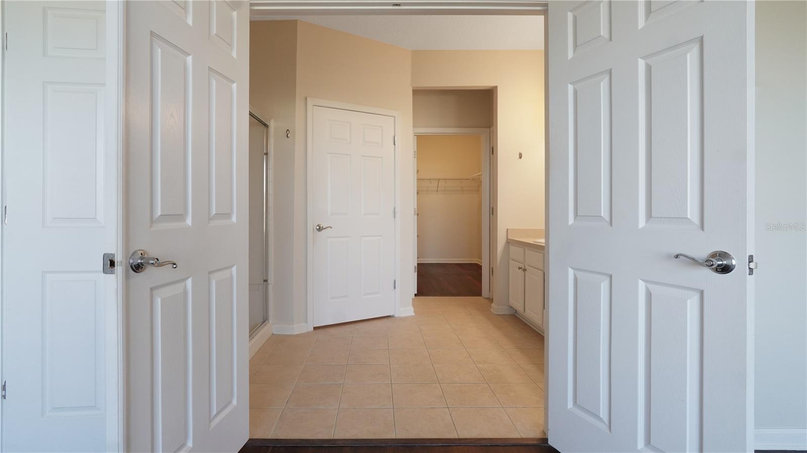 Image 16 of 32 For 13364 Beach Boulevard 539