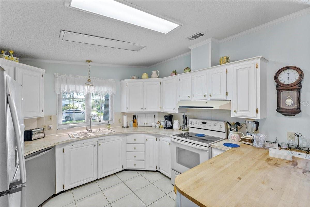 Image 10 of 58 For 633 Starboard Avenue