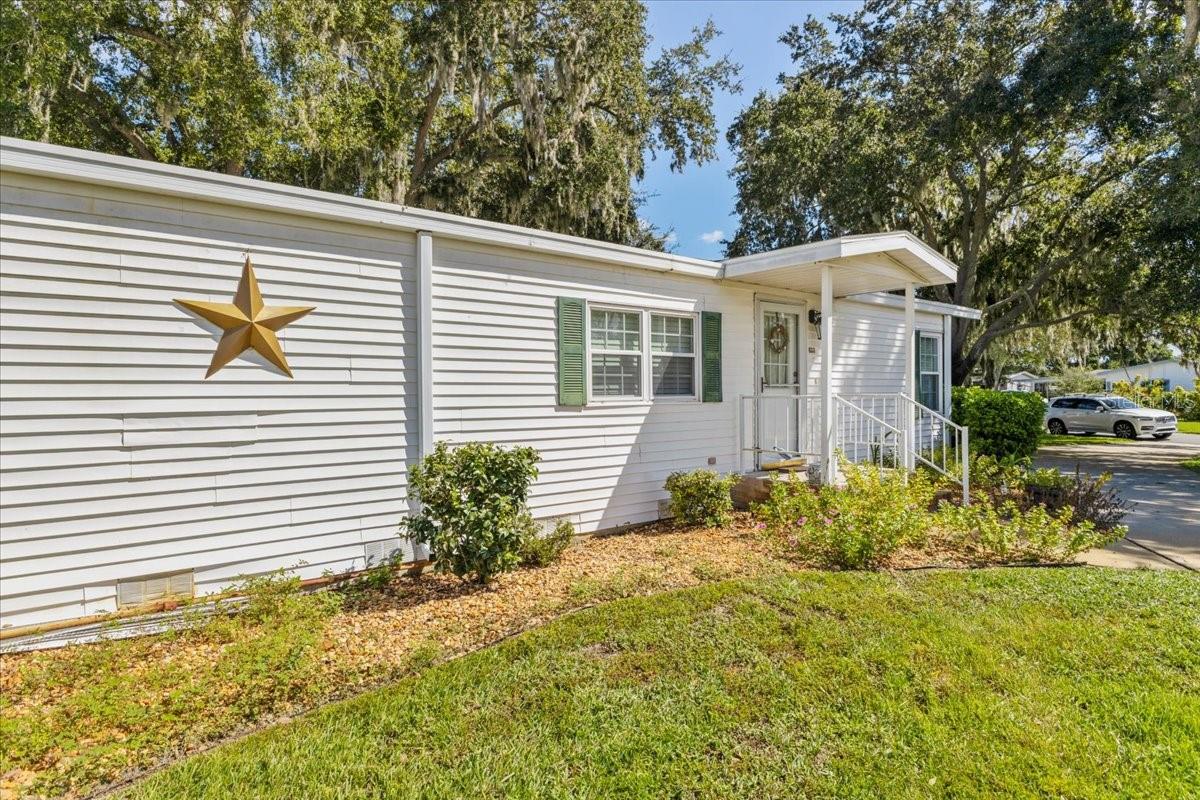 Image 3 of 58 For 633 Starboard Avenue