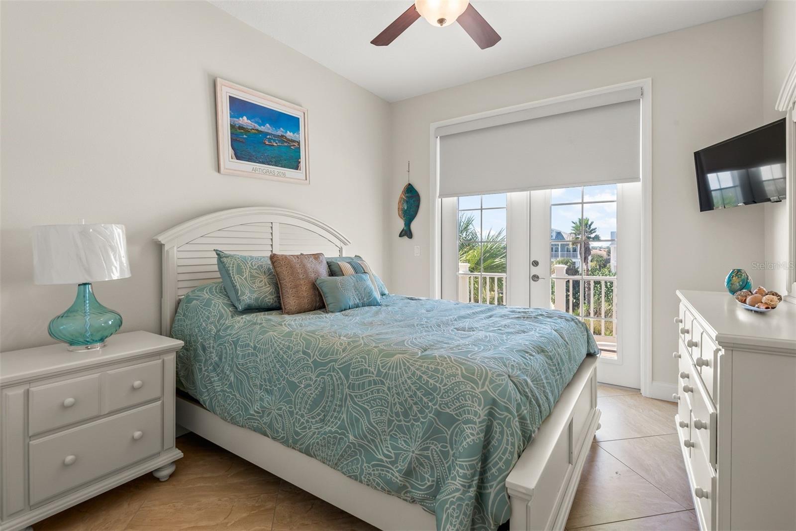 Image 16 of 57 For 3303 Ocean Shore Blvd