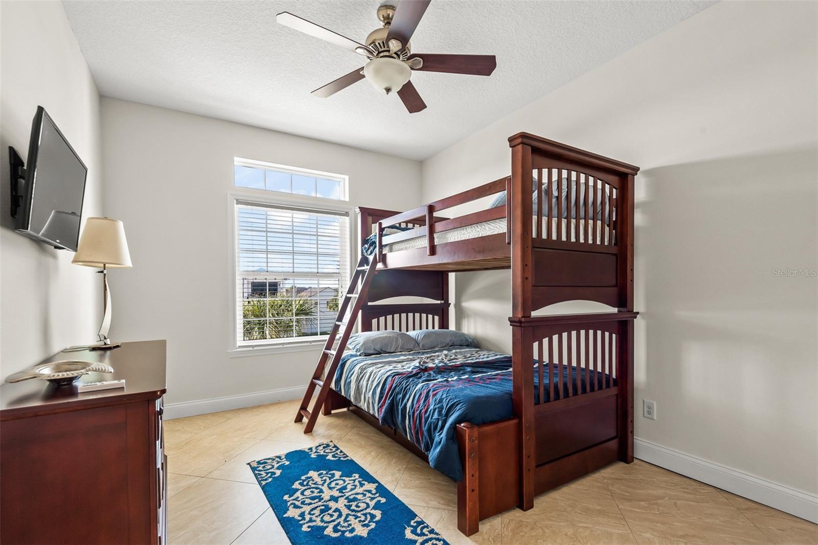 Image 18 of 57 For 3303 Ocean Shore Blvd