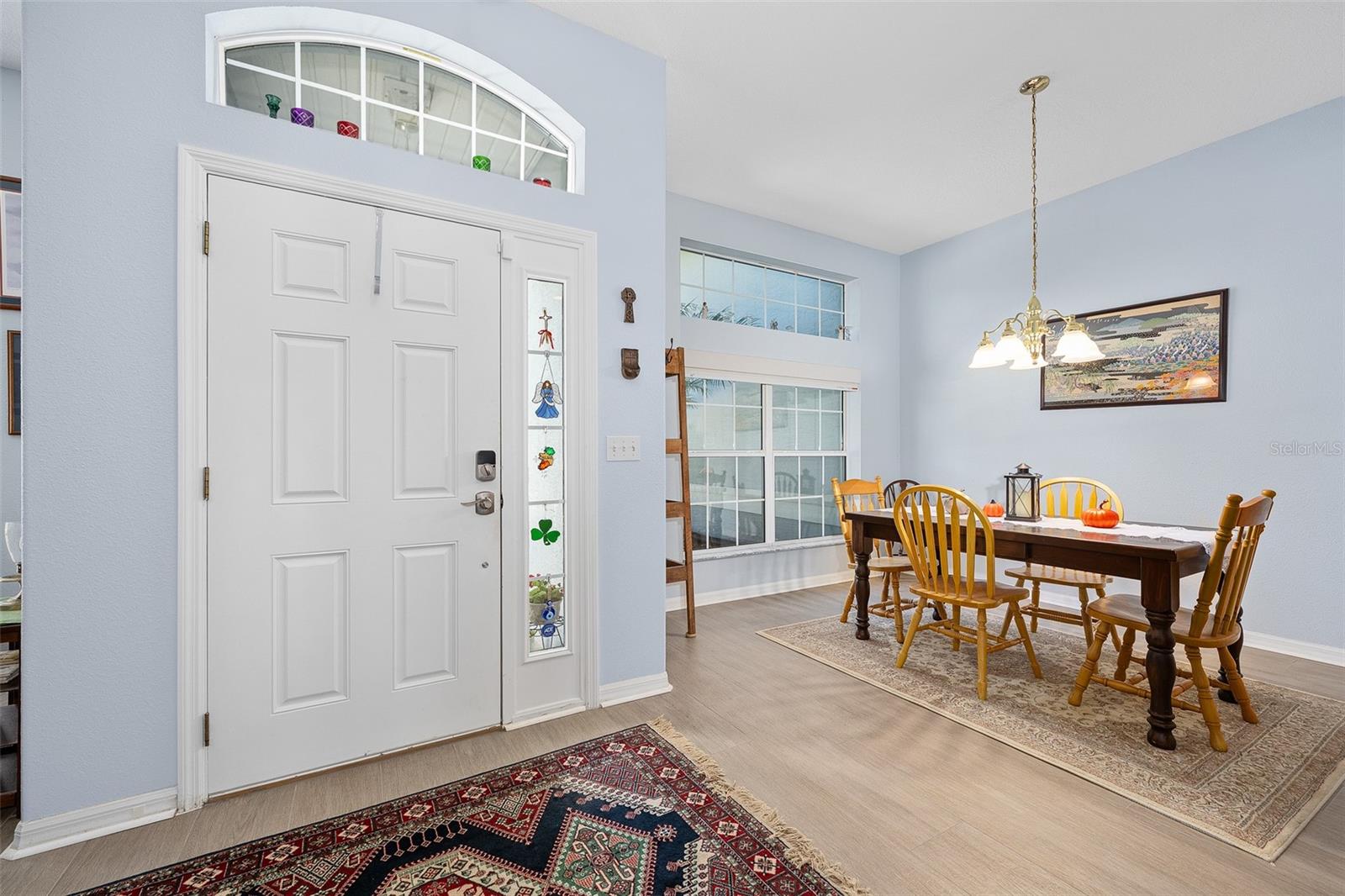 Image 15 of 70 For 115 Universal Trail