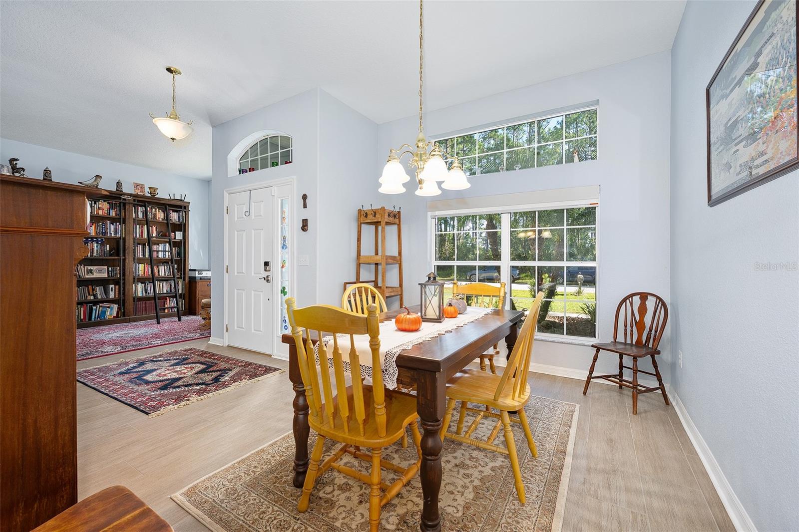 Image 19 of 70 For 115 Universal Trail