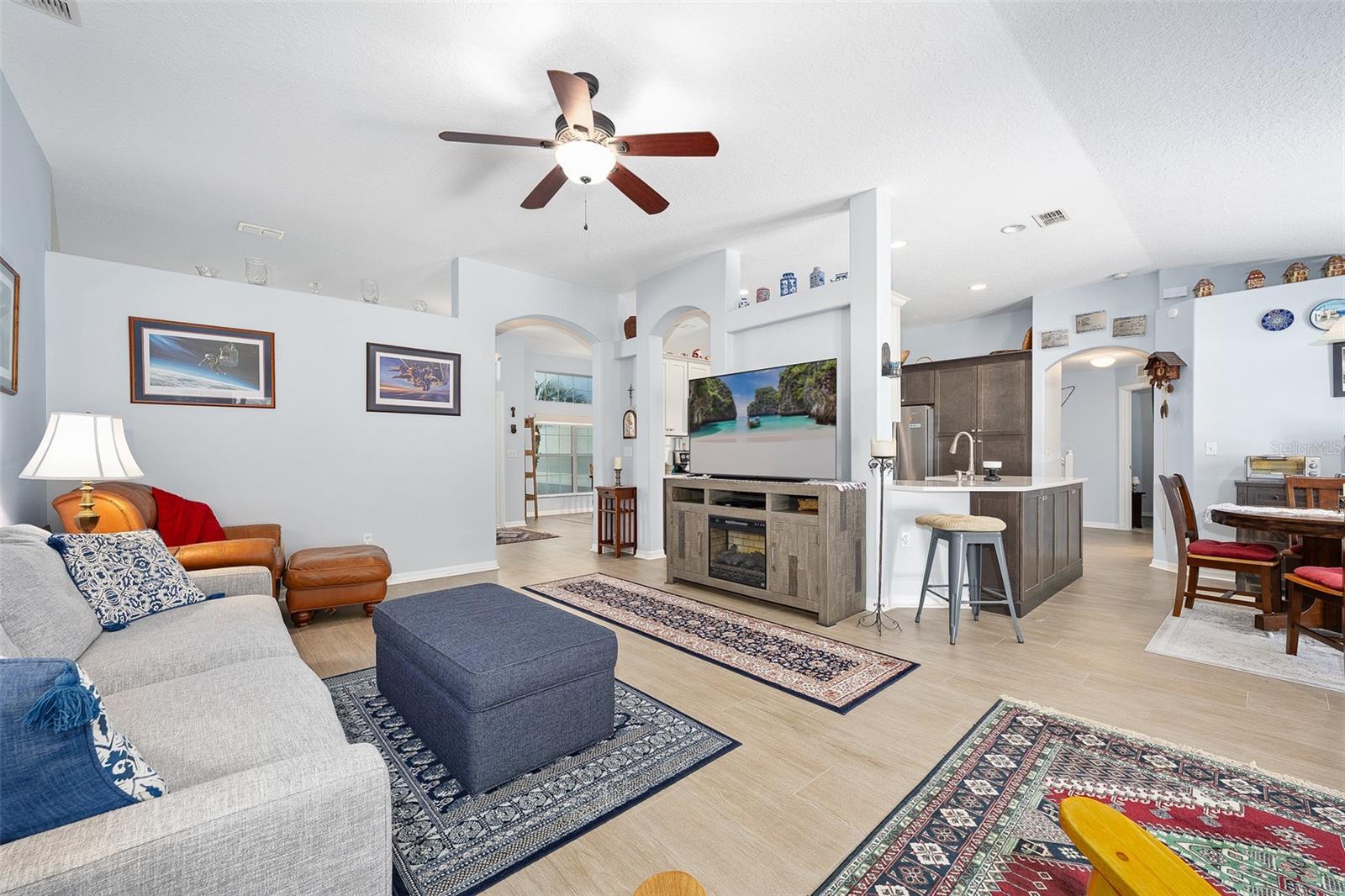 Image 22 of 70 For 115 Universal Trail