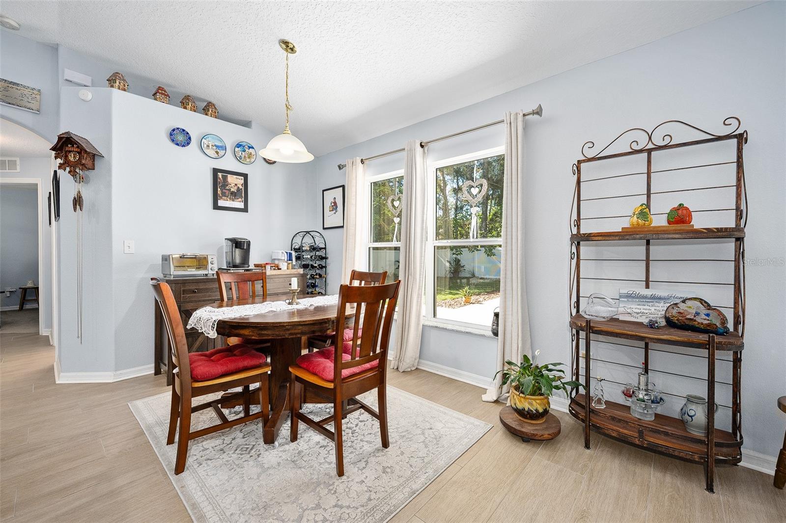 Image 24 of 70 For 115 Universal Trail