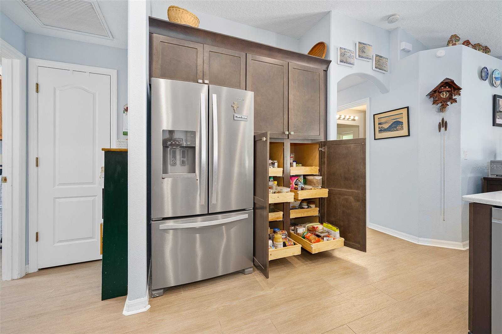 Image 29 of 70 For 115 Universal Trail