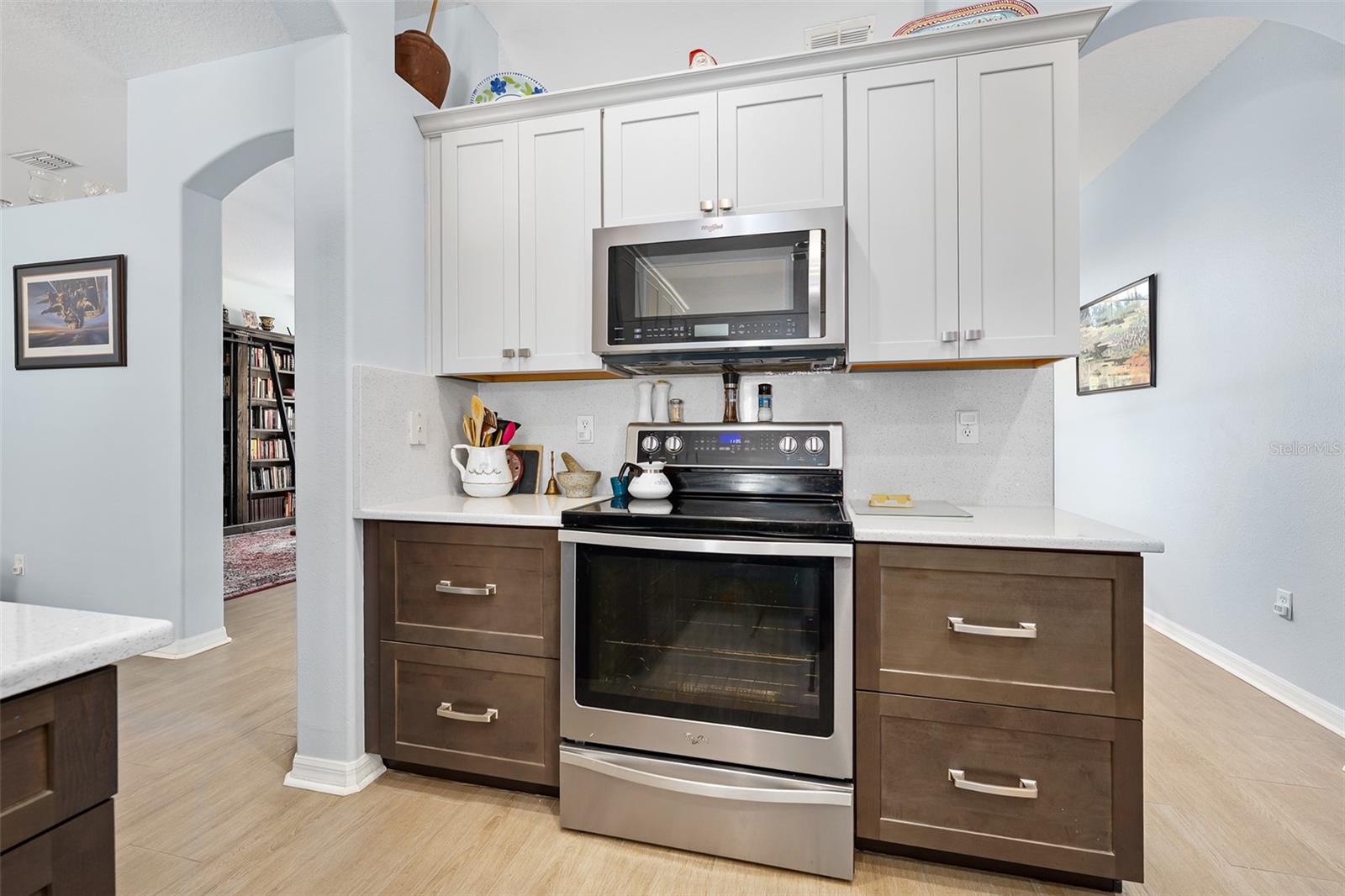 Image 30 of 70 For 115 Universal Trail