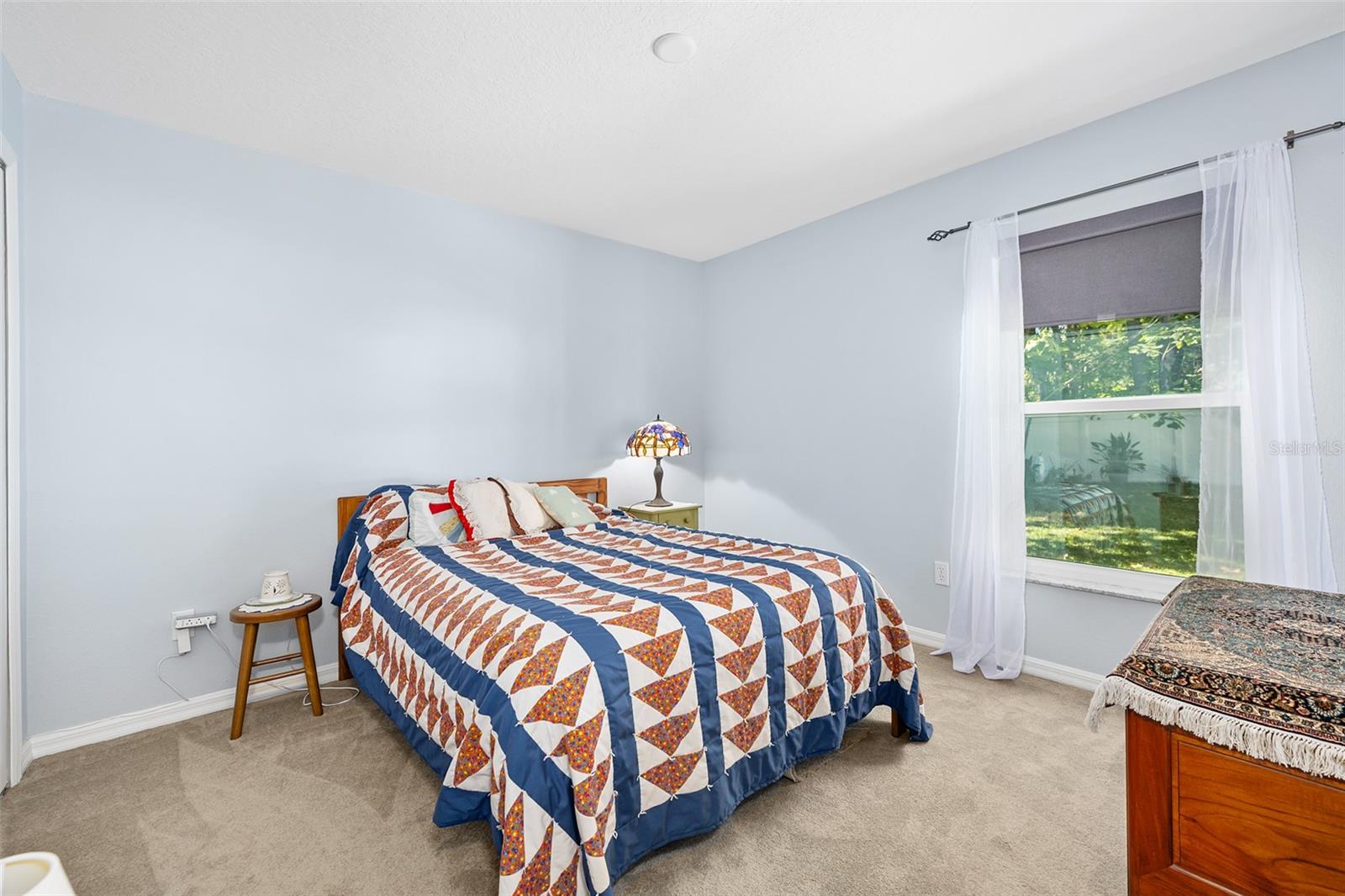 Image 37 of 70 For 115 Universal Trail