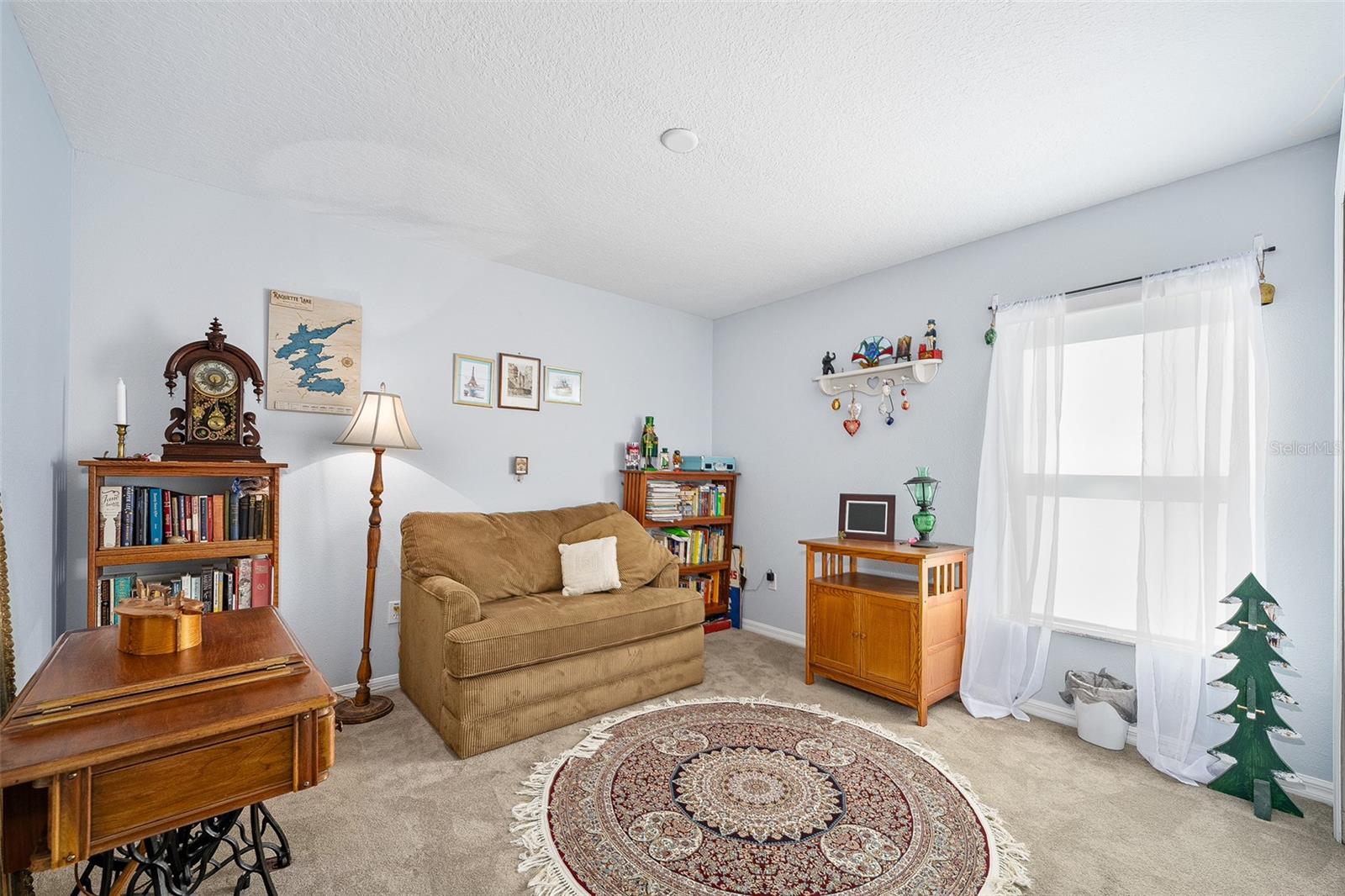 Image 39 of 70 For 115 Universal Trail