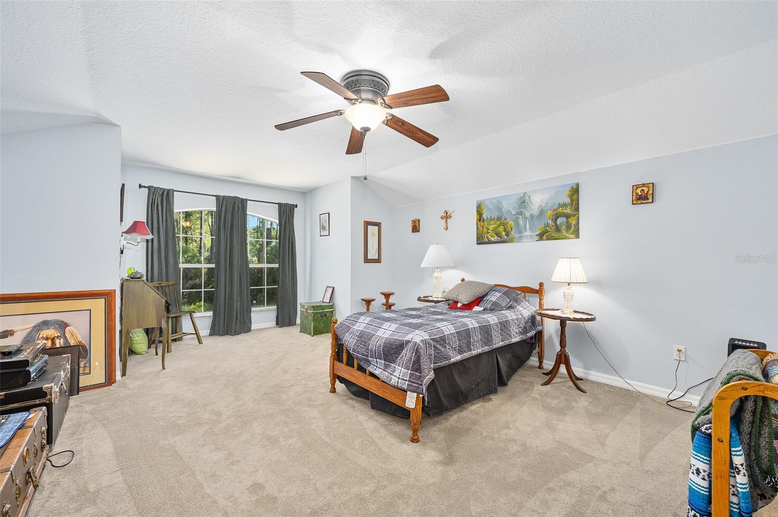 Image 42 of 70 For 115 Universal Trail