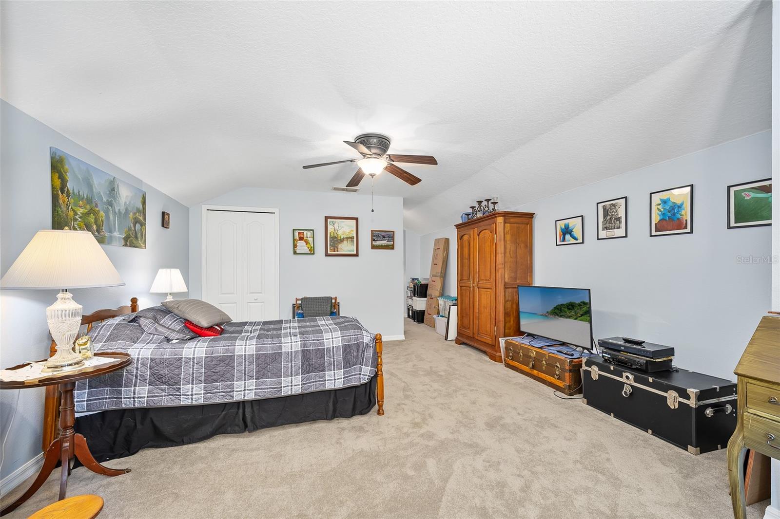 Image 44 of 70 For 115 Universal Trail