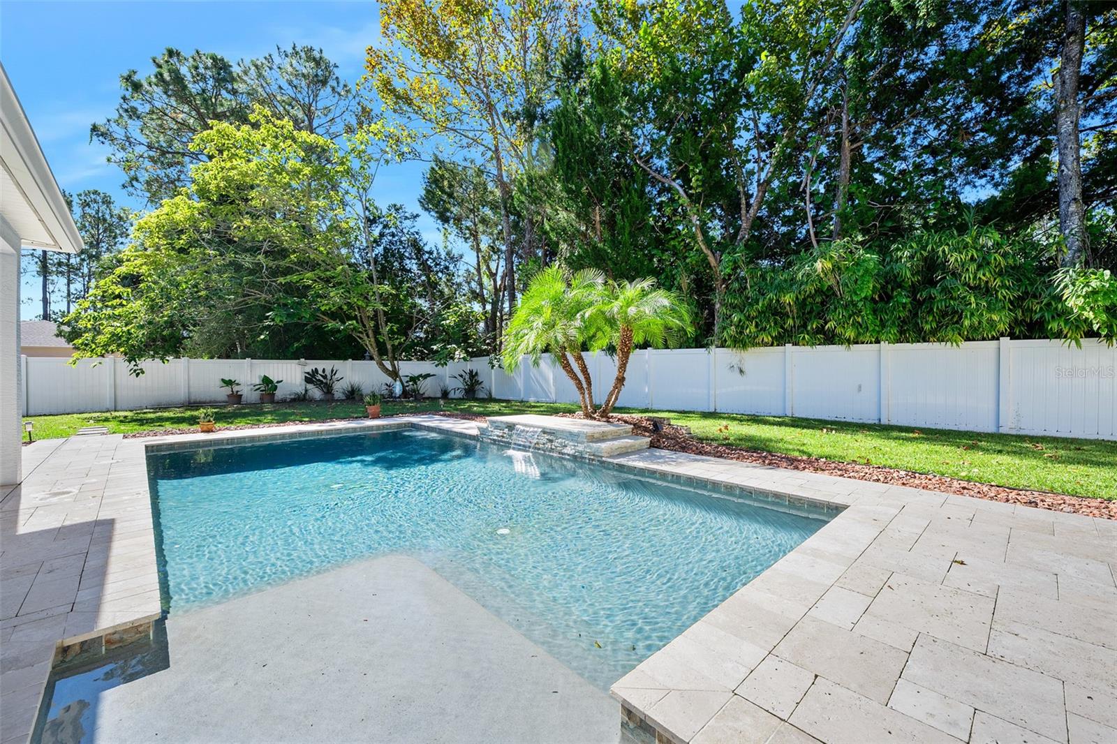 Image 56 of 70 For 115 Universal Trail