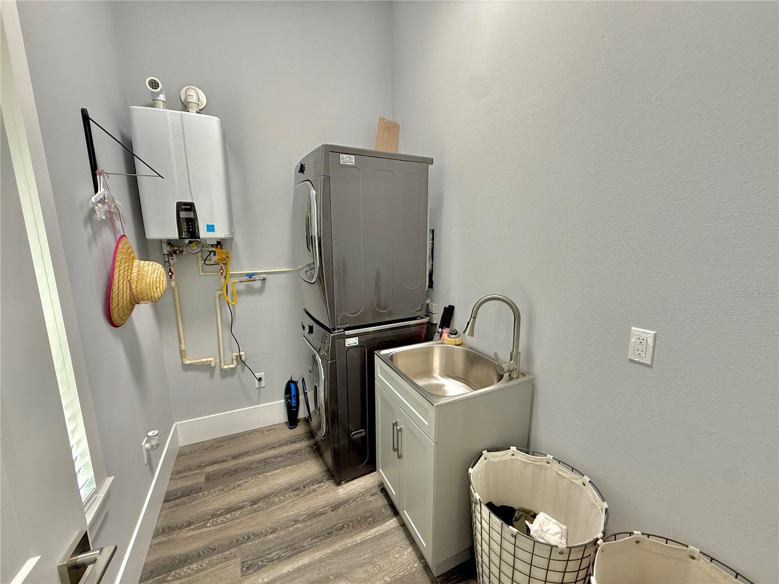 Image 51 of 80 For 304 7th Street