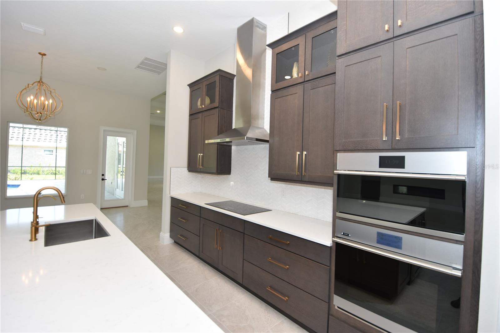 Image 12 of 53 For 217 Willow Oak Way