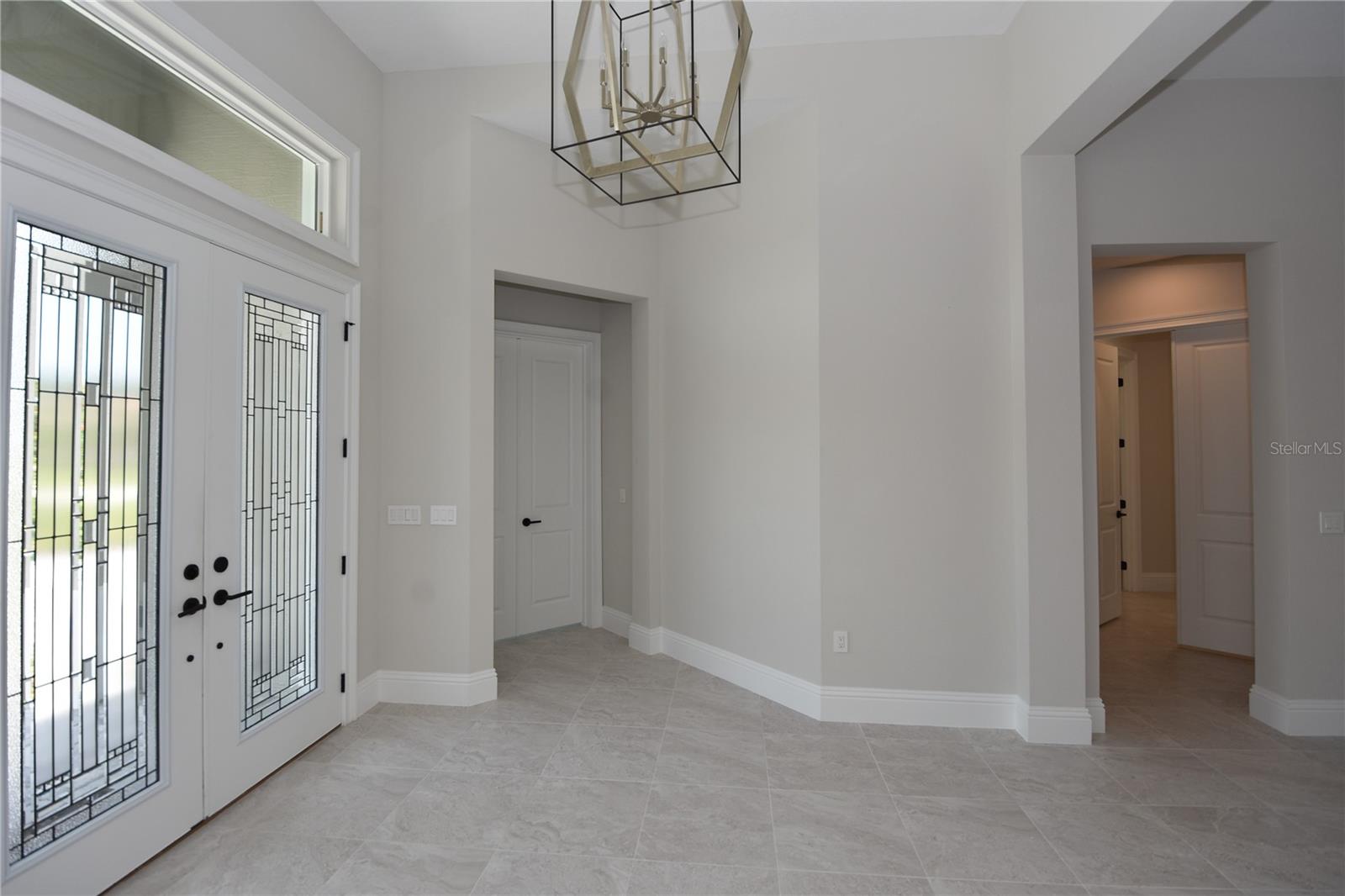 Image 24 of 53 For 217 Willow Oak Way