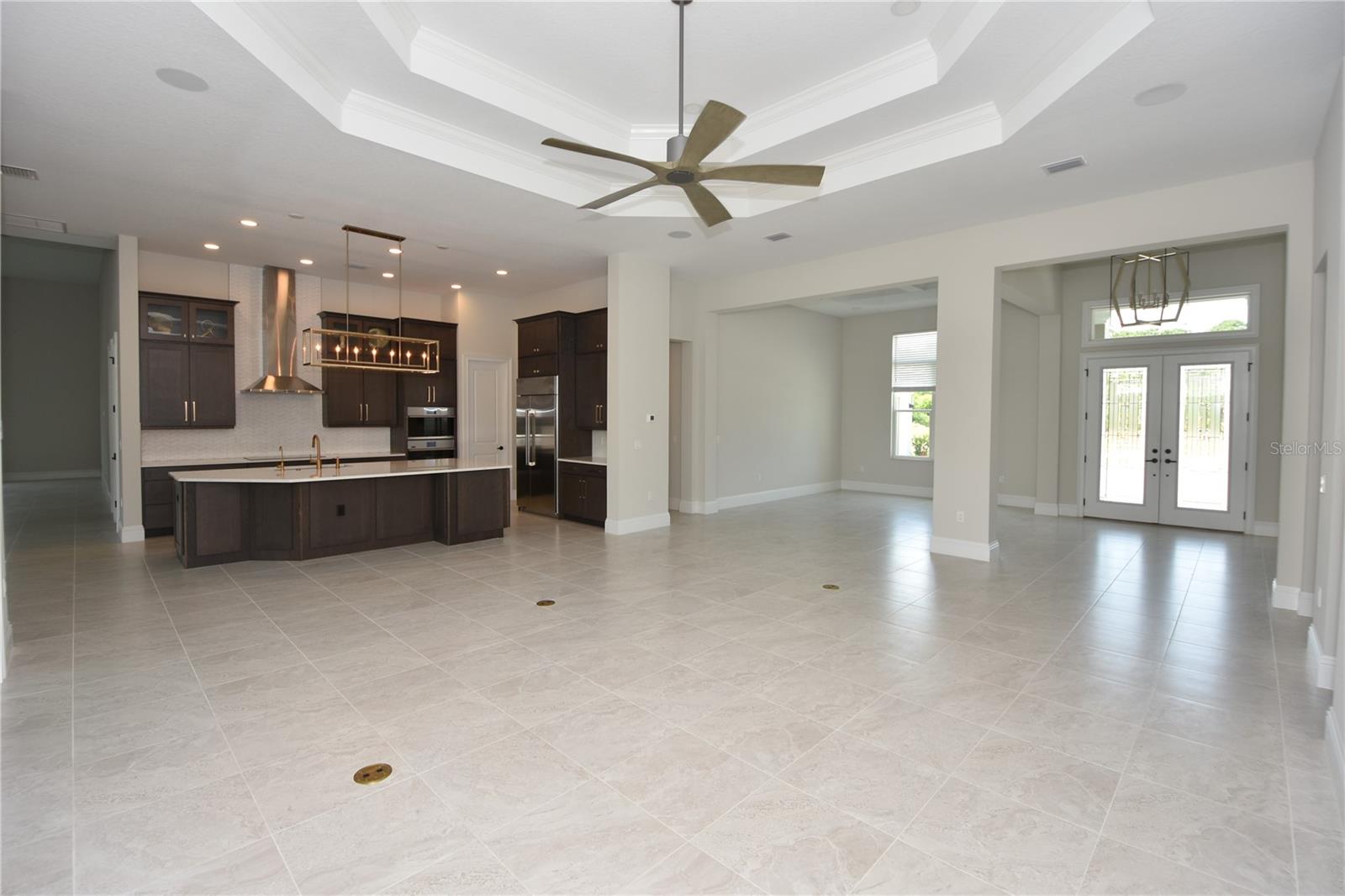Image 7 of 53 For 217 Willow Oak Way