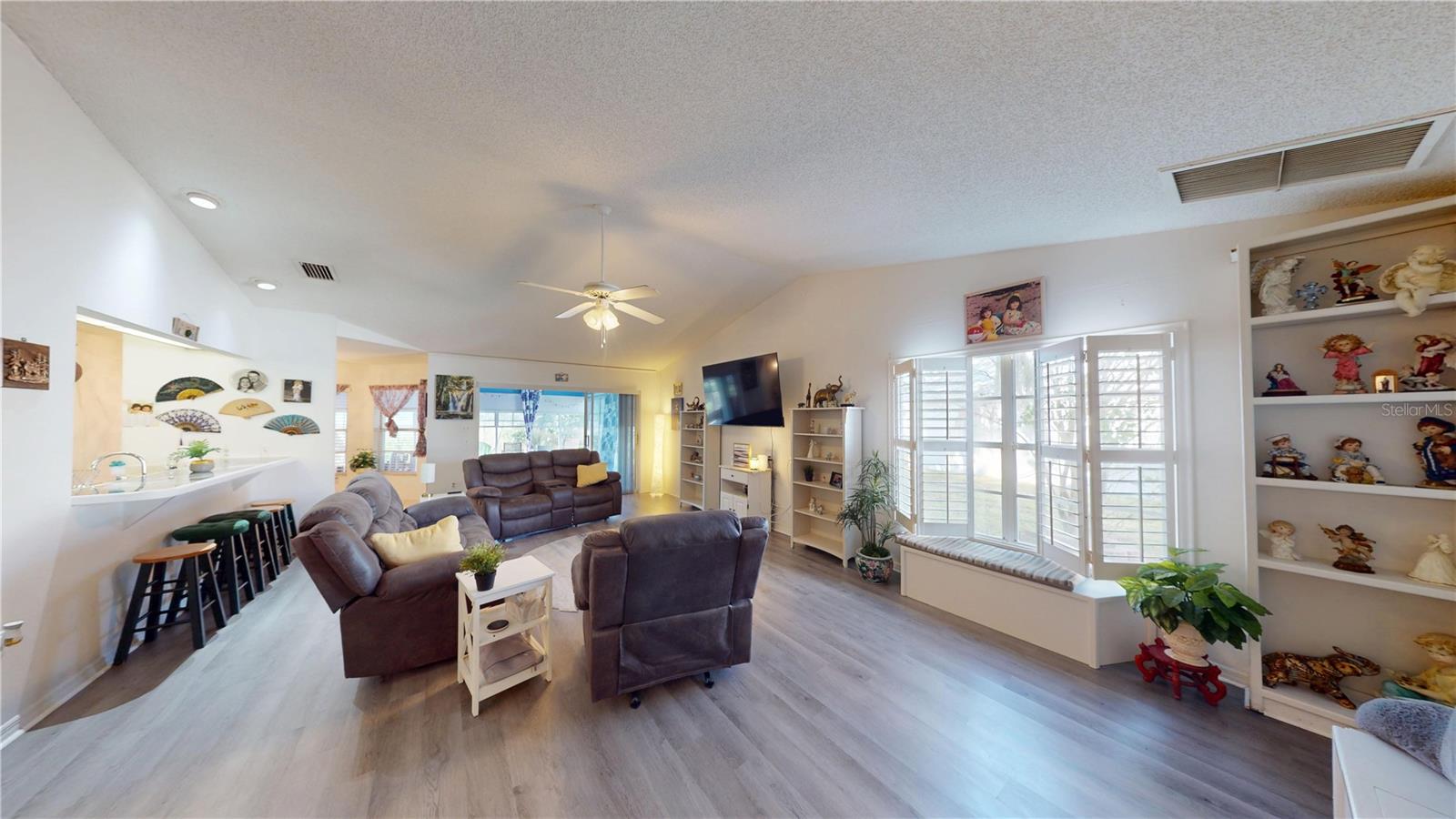 Listing photo id 9 for 12929 Titleist Drive