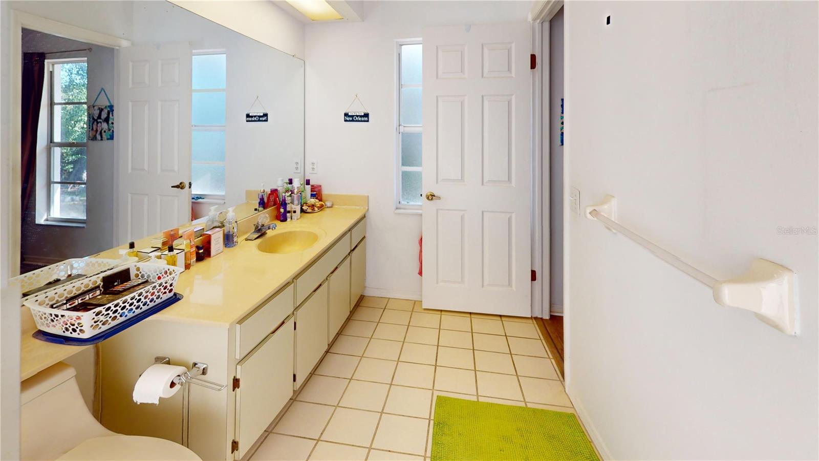 Listing photo id 21 for 12929 Titleist Drive