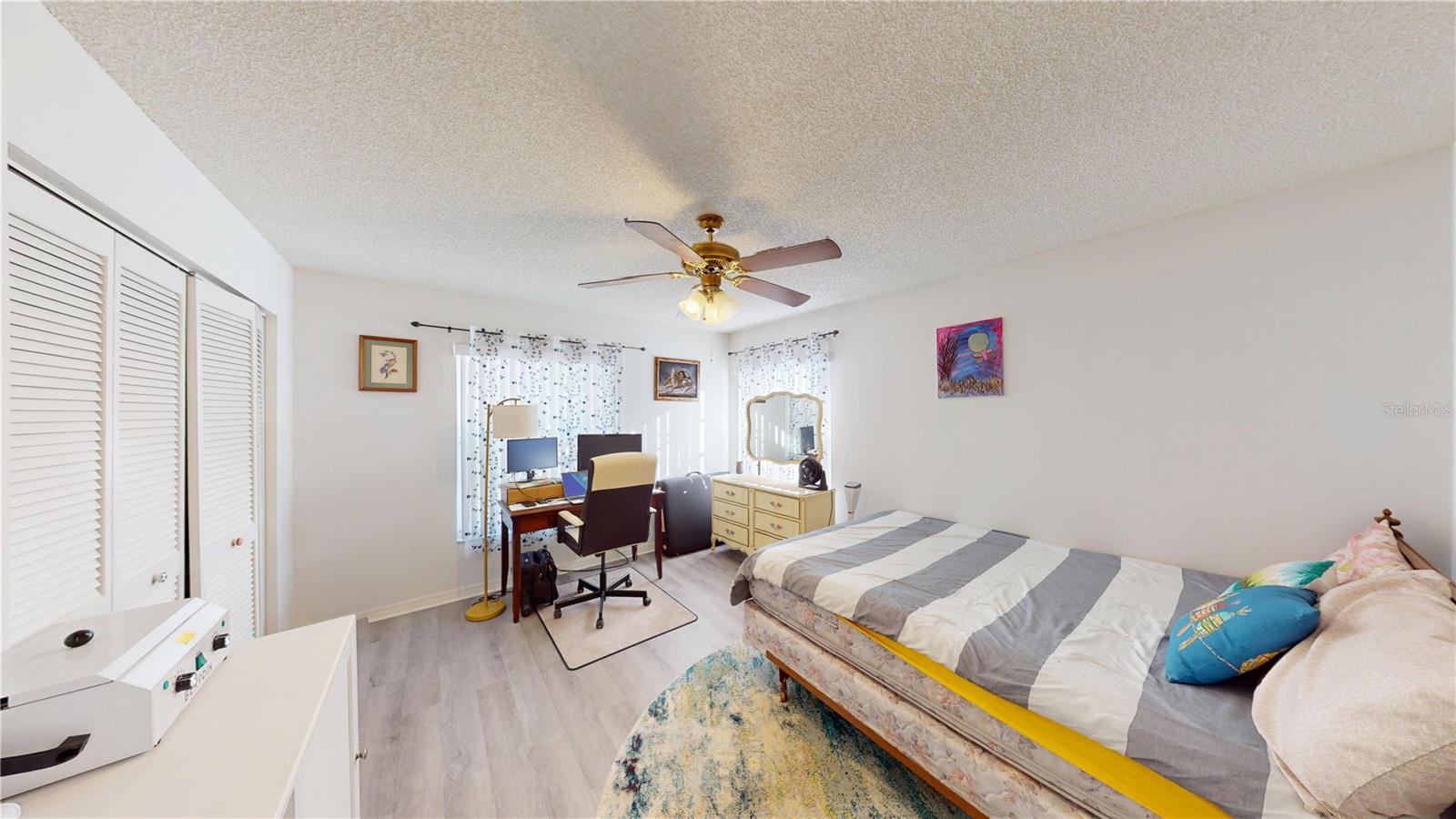 Listing photo id 24 for 12929 Titleist Drive