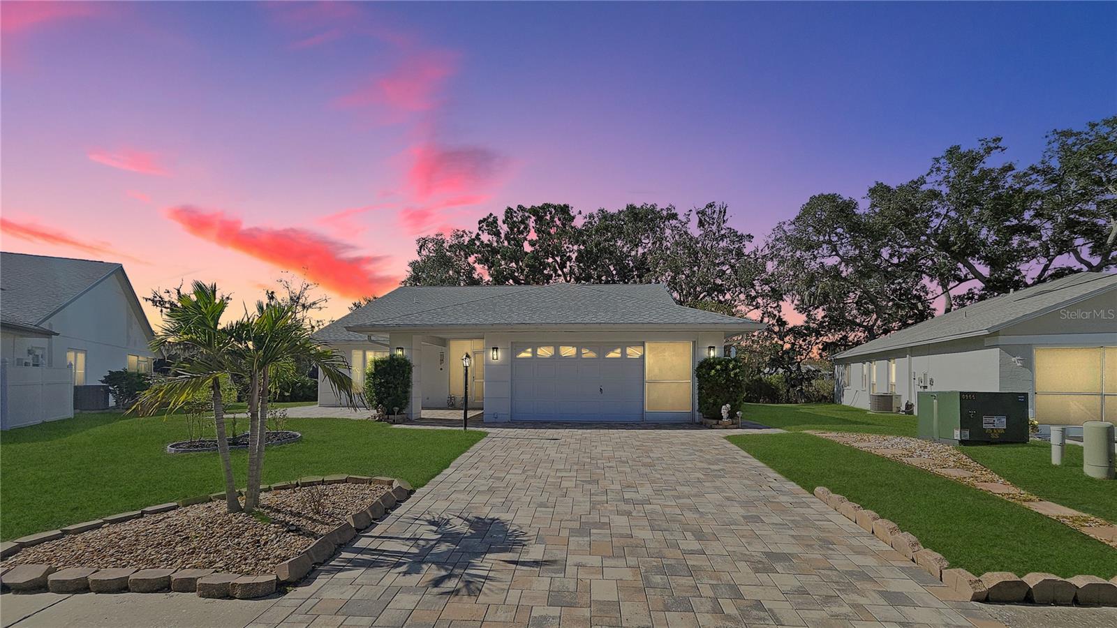 Listing photo id 42 for 12929 Titleist Drive