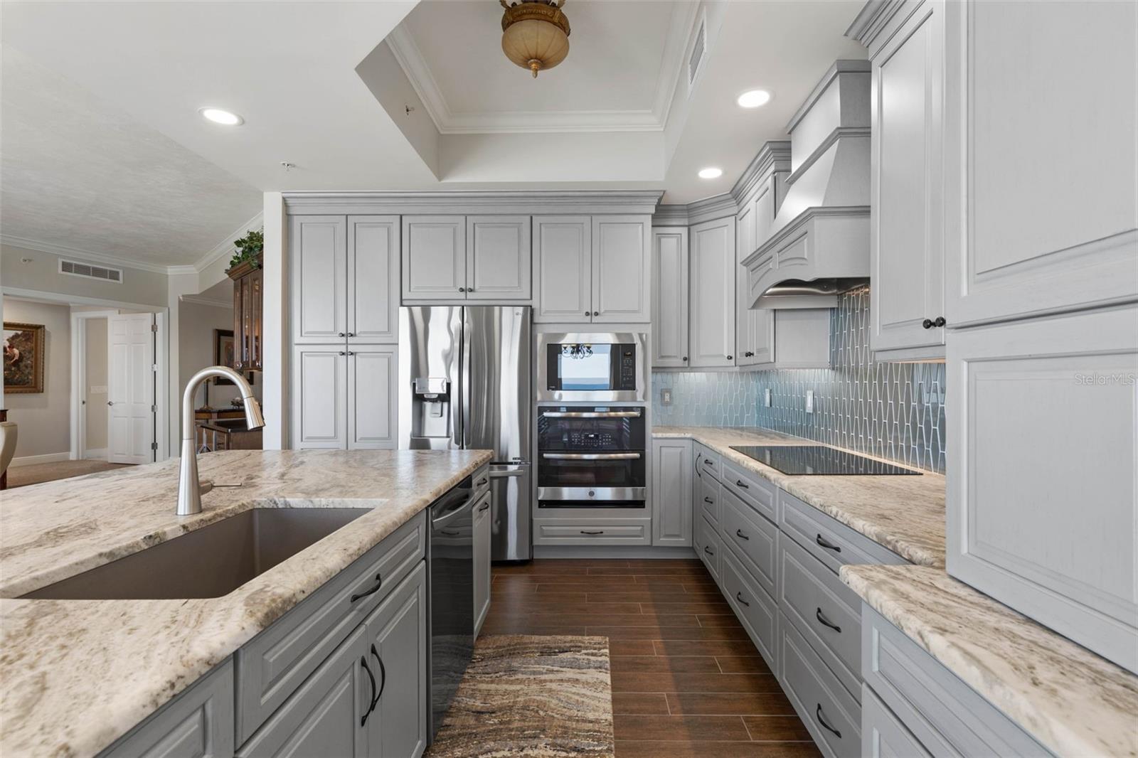 Image 20 of 87 For 85 Avenue De La Mer  603