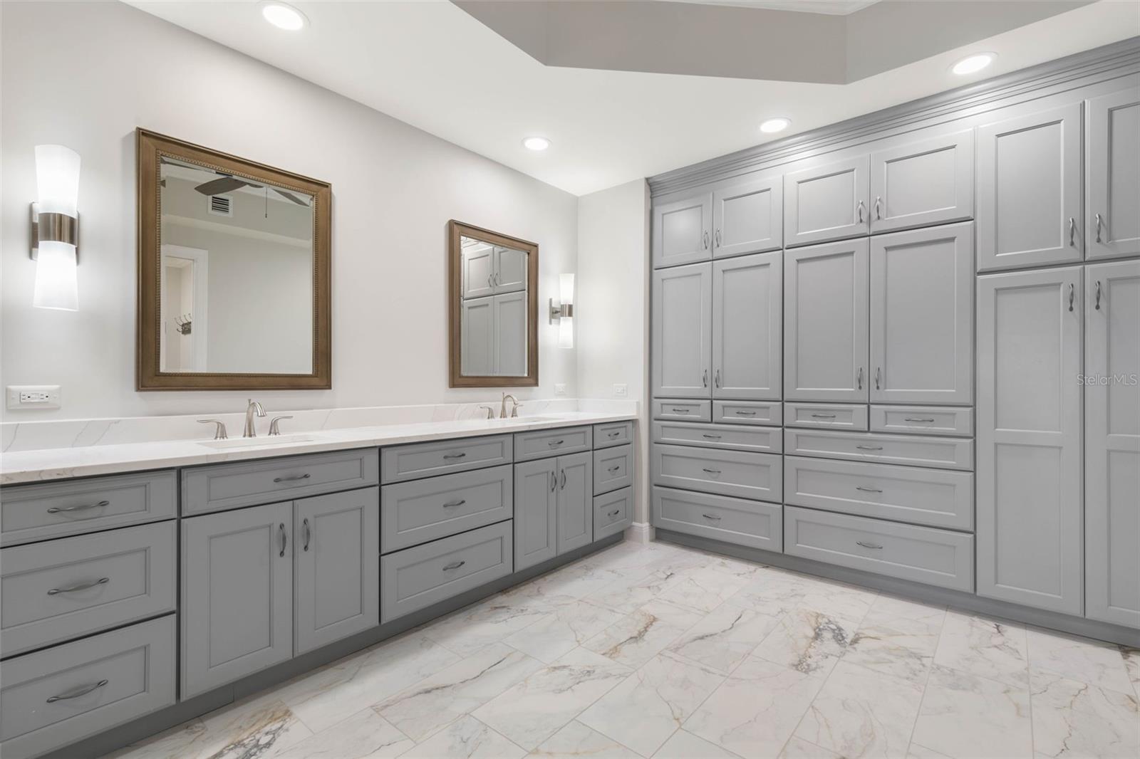 Image 29 of 87 For 85 Avenue De La Mer  603