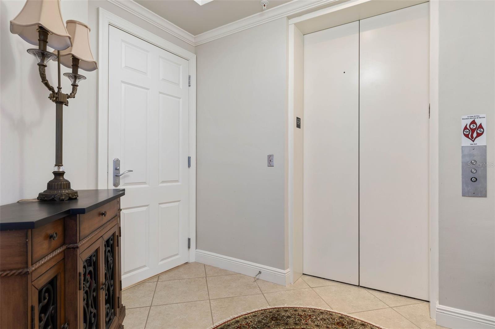 Image 3 of 87 For 85 Avenue De La Mer  603