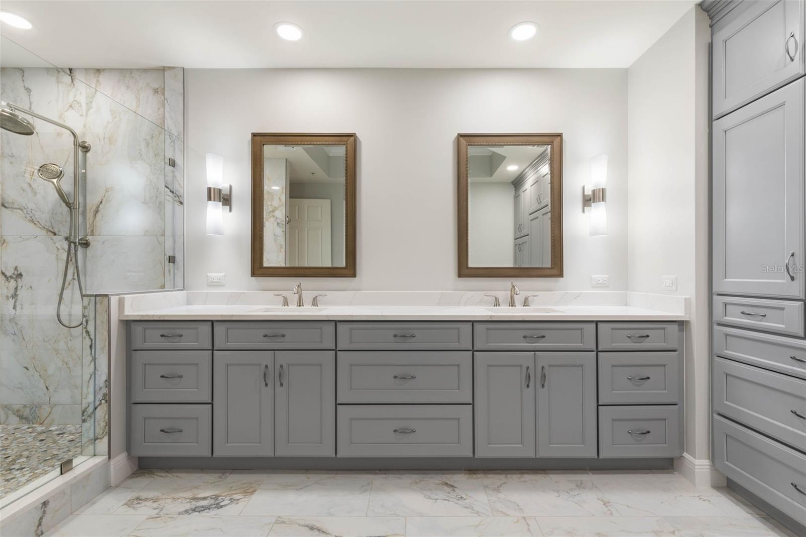 Image 30 of 87 For 85 Avenue De La Mer  603