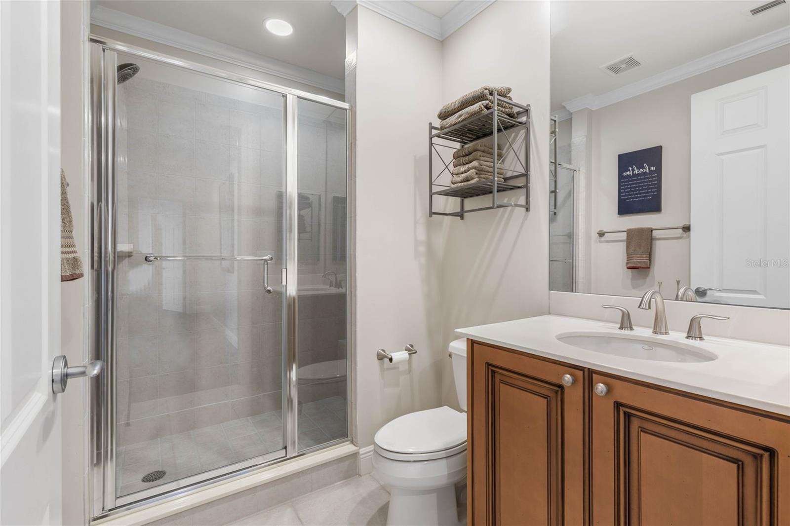 Image 38 of 87 For 85 Avenue De La Mer  603