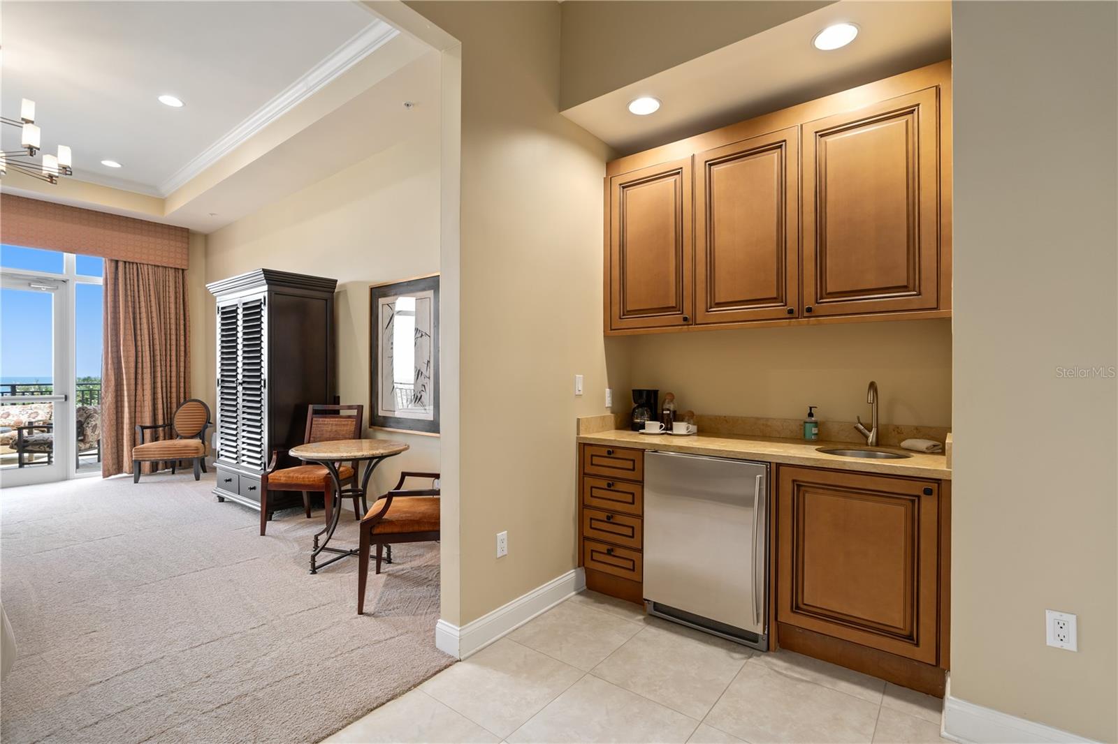 Image 75 of 87 For 85 Avenue De La Mer  603