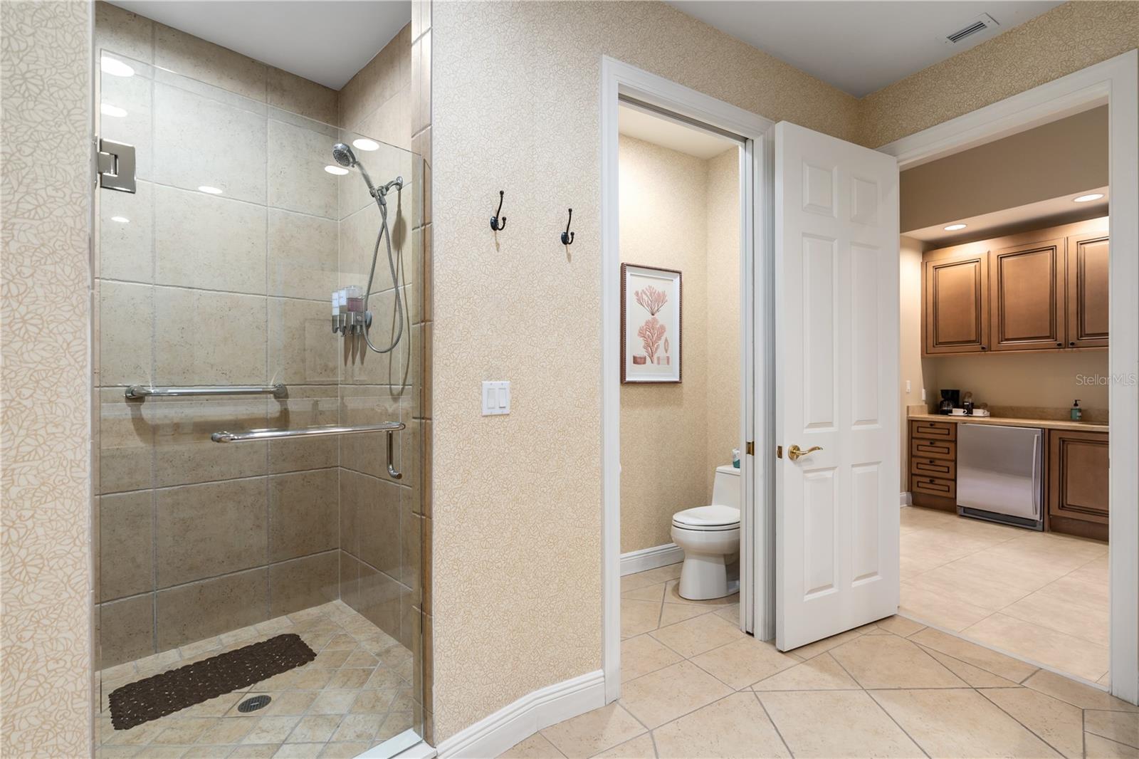 Image 76 of 87 For 85 Avenue De La Mer  603